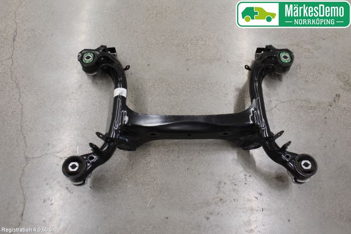 Audi A4/S4 B9 16-19 Bakaxelbalk