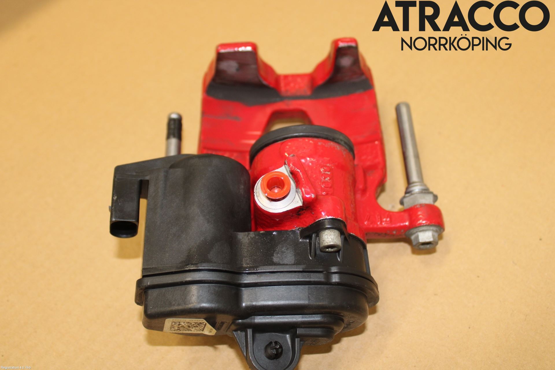 Audi A6 F2/C8 19- Bromsok Bak Höger