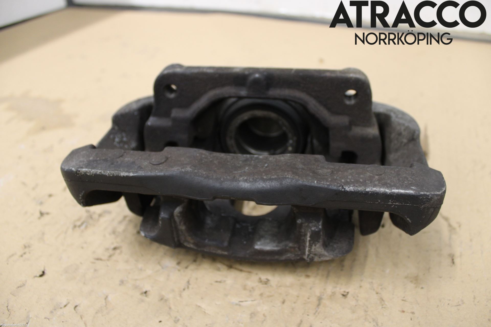 BMW 5 E60/61 Sed/Tou 02-10 Bromsok Fram Höger