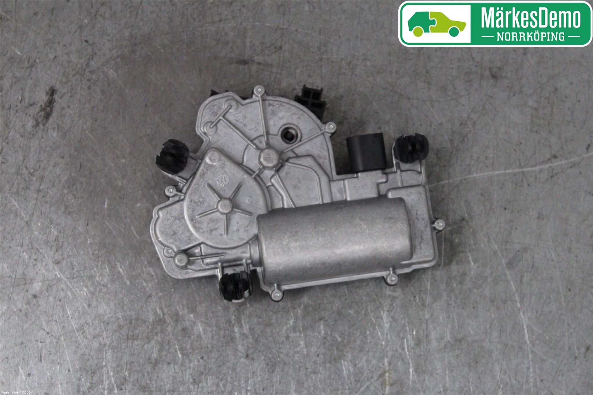 Audi A4/S4 B9 16-19 Bakluckeöppnare Automatisk