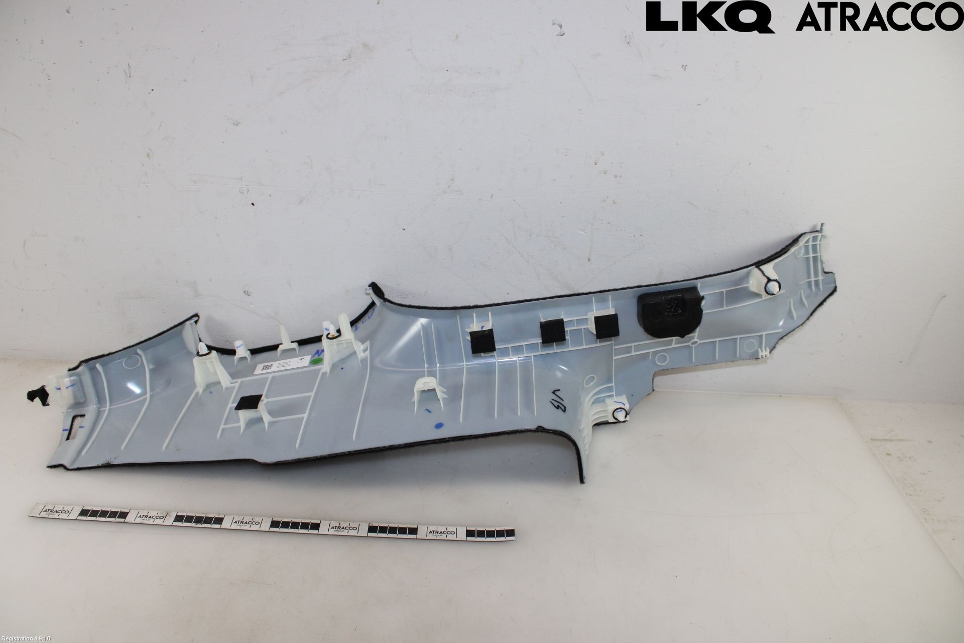 Tesla MODEL 3 17- Inr Plastd A-B-C Stolpe