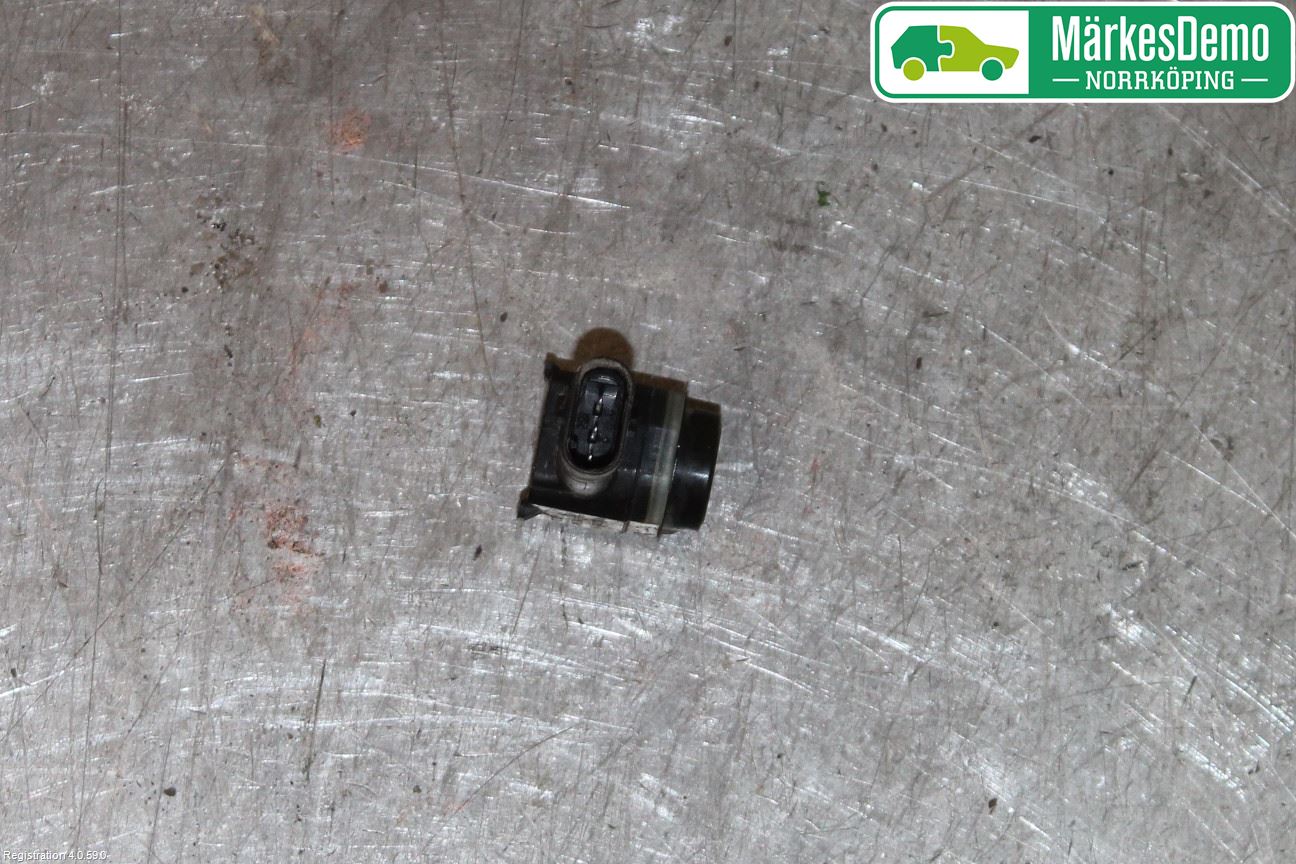 Volvo V40 12-19 Parkeringshjälp Backsensor