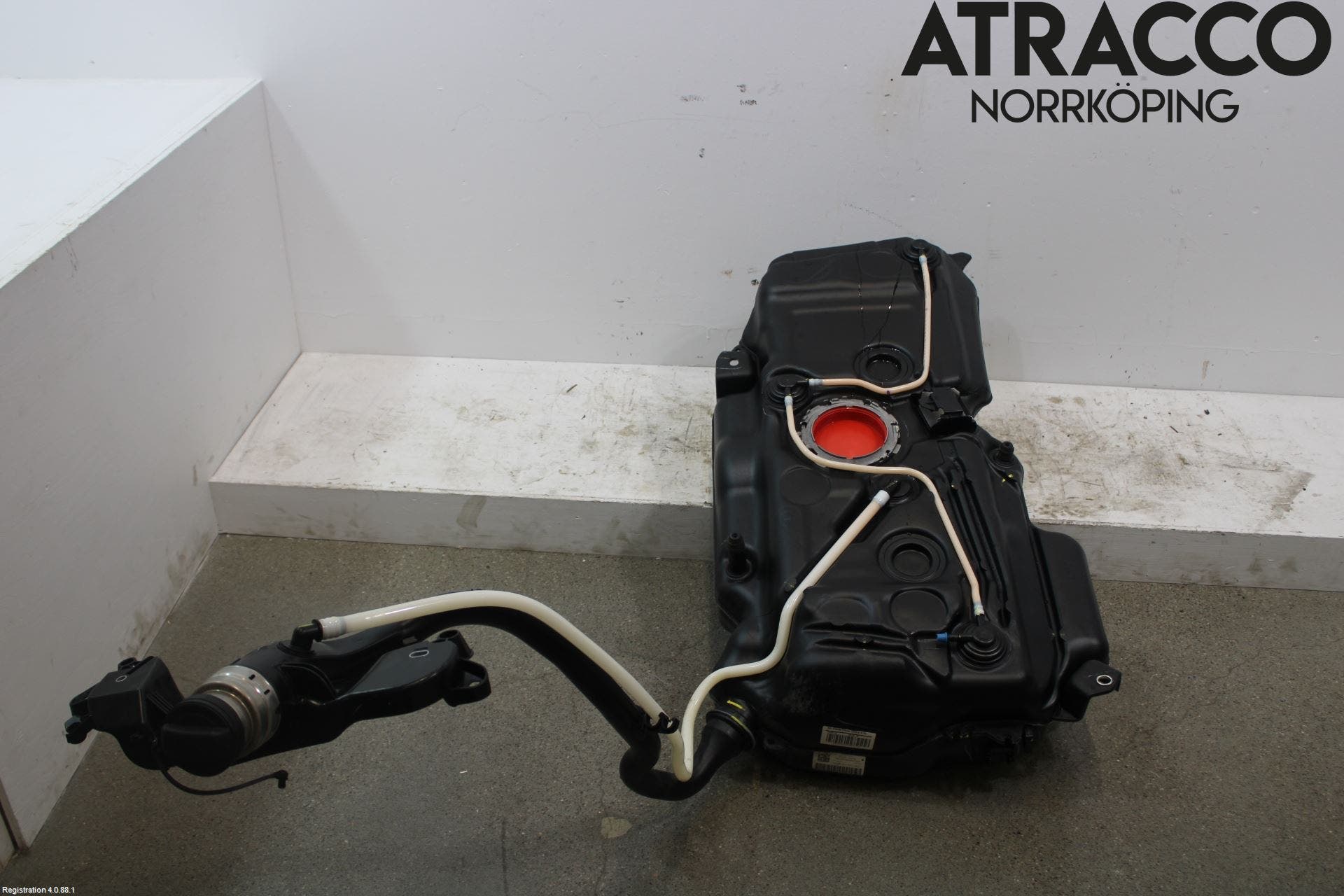 Audi Q3 F3 19- Bränsletank Insprutning