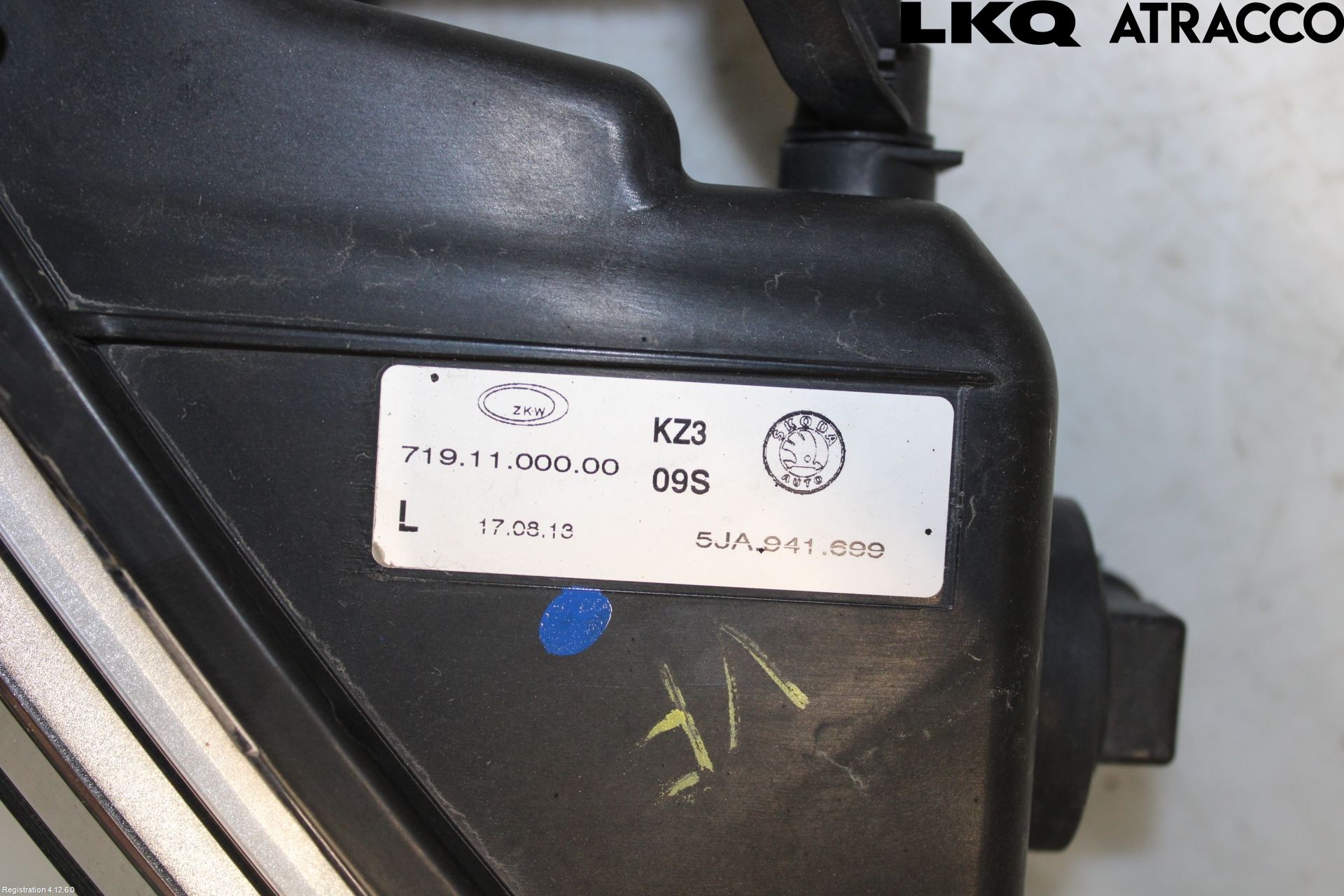 Skoda RAPID Dimljus-Varselljus Fram