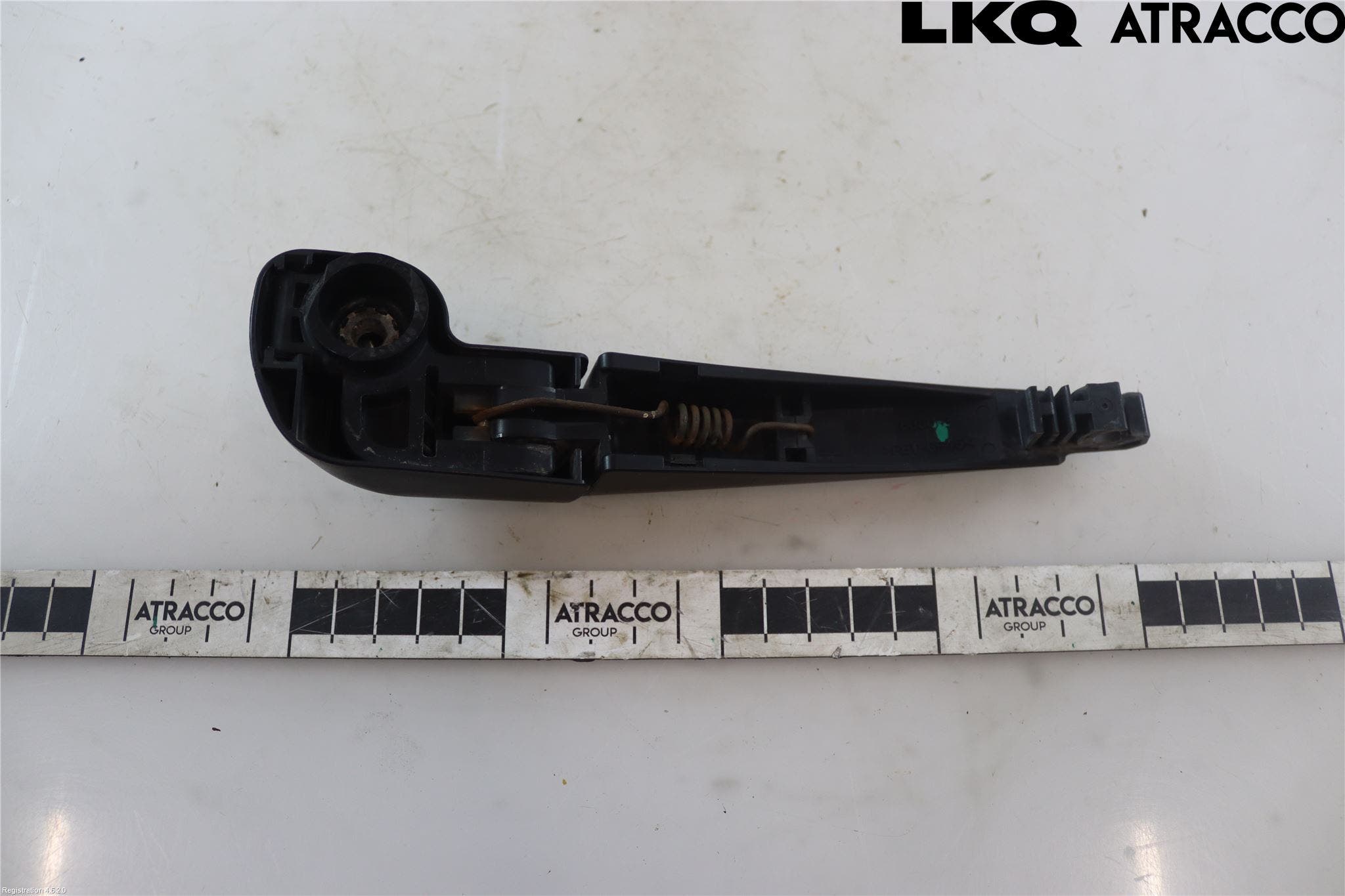 Toyota URBAN CRUISER Torkararm-Bakruta