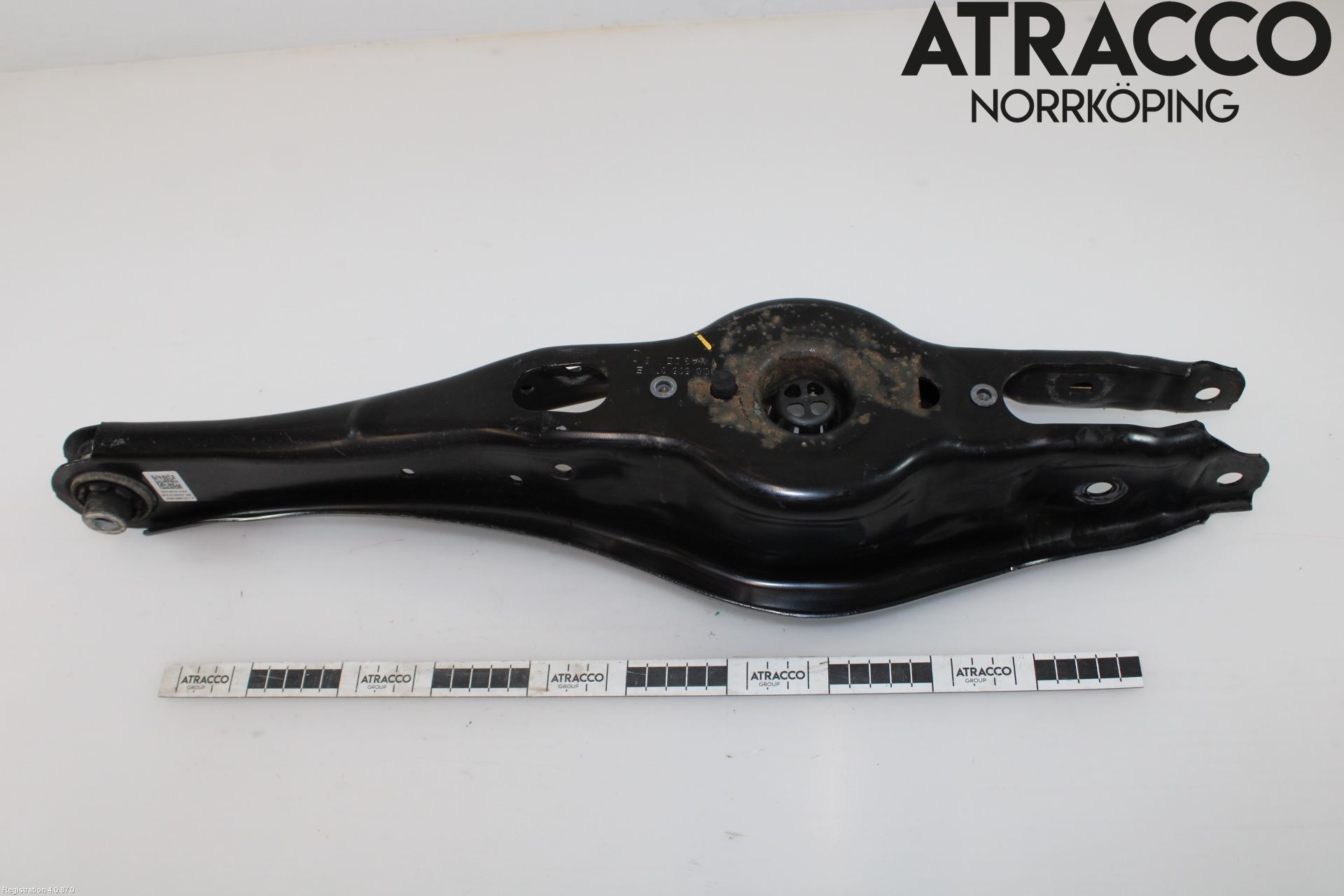 Audi Q3 F3 19- Bärarm Bak Vänster