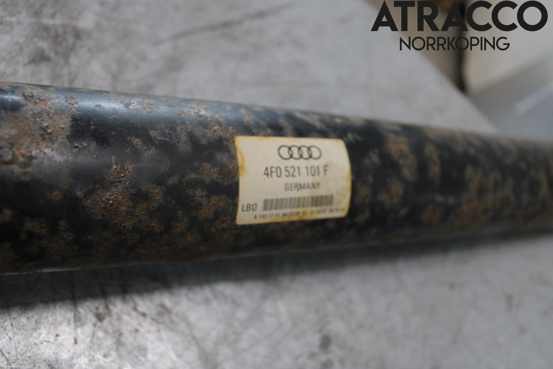 Audi A6/S6     05-11 Mellanaxel Komp