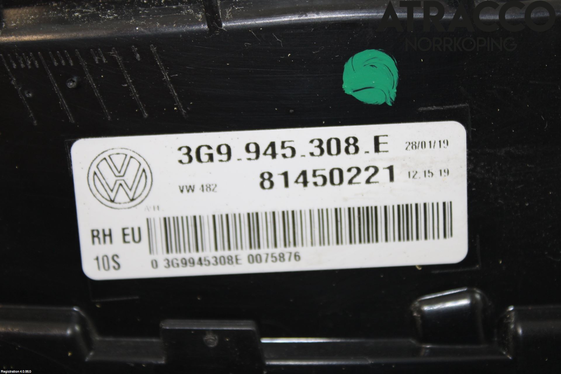Volkswagen VW PASSAT 15-19 Bakljus Lucka Hö