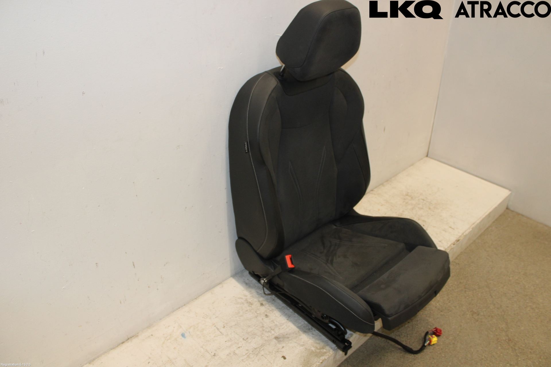 Volkswagen VW ID.7/TOURER 24- Inredning Stol Fram Vä