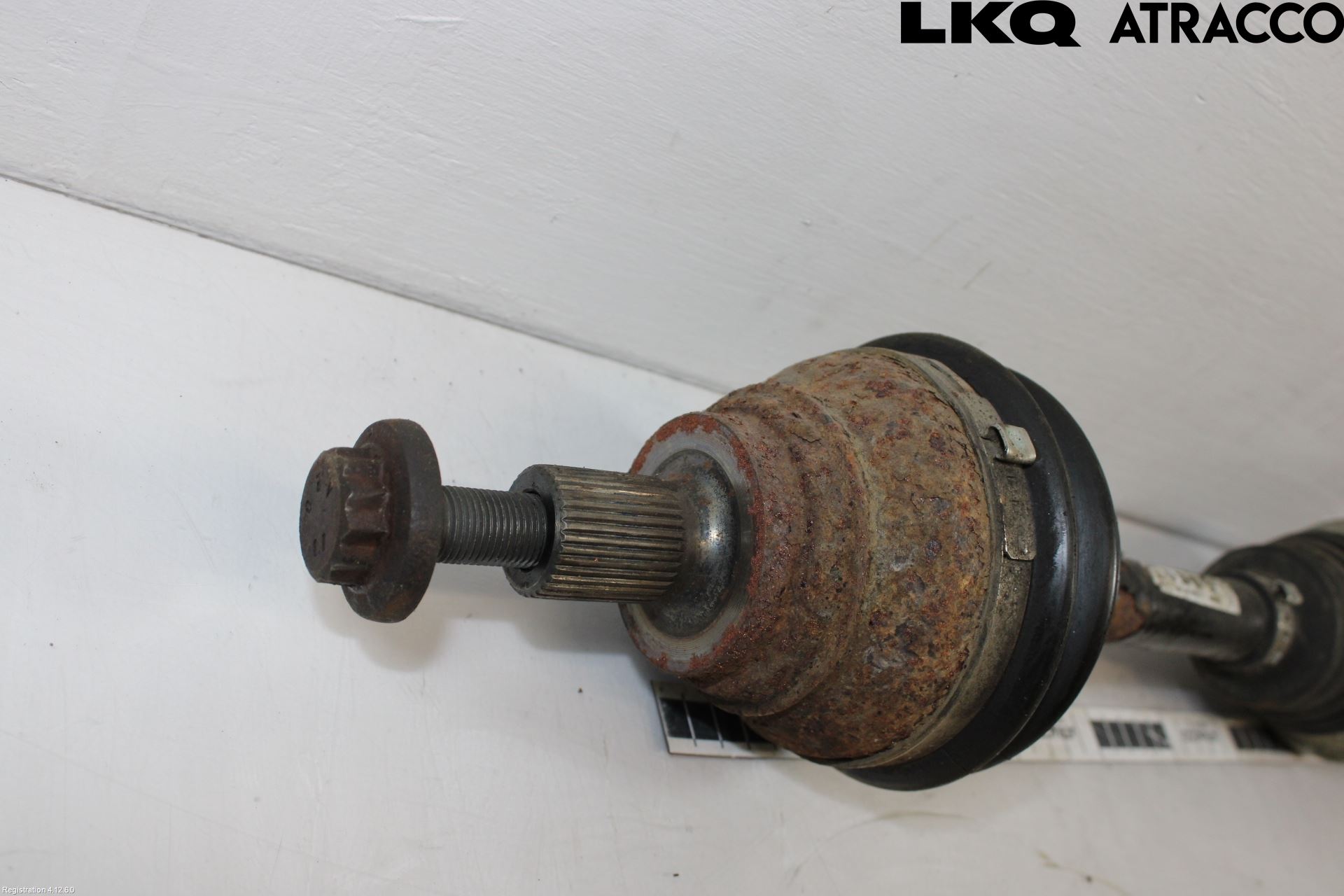 Volkswagen VW TIGUAN 07-16 Drivaxel Fram Vänster