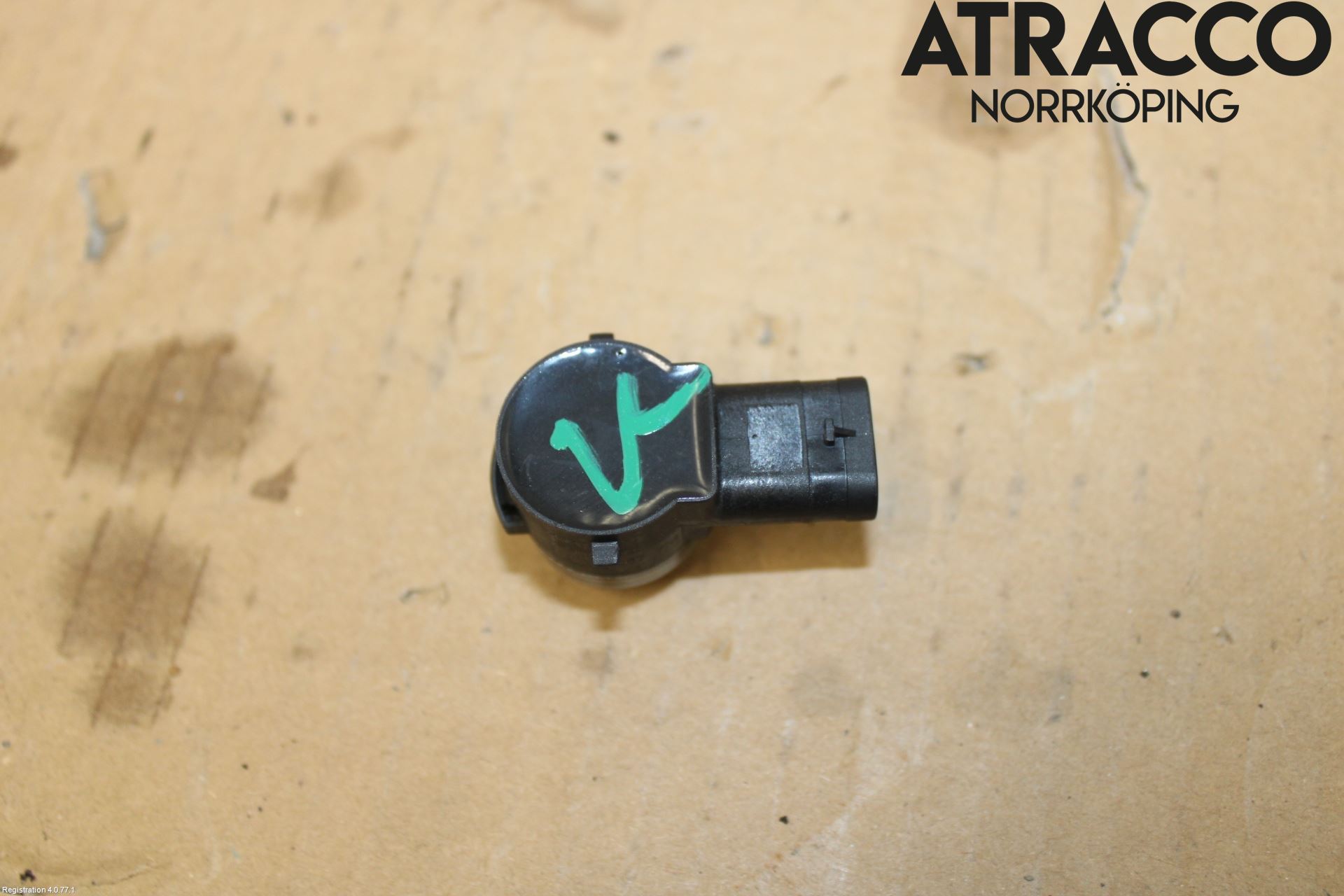 Mercedes-Benz MB C-KLASS (W205) 14-21 Parkeringshjälp Frontsensor