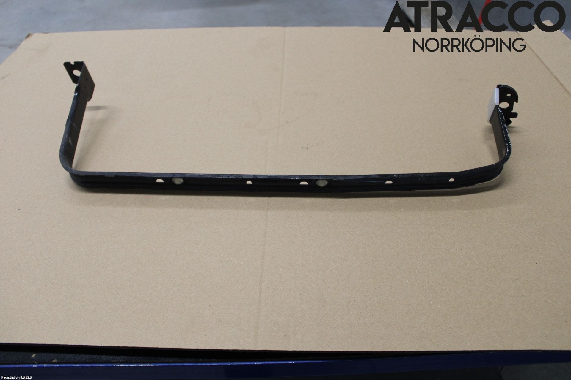 Volvo V40 12-19 Bränsletanksband