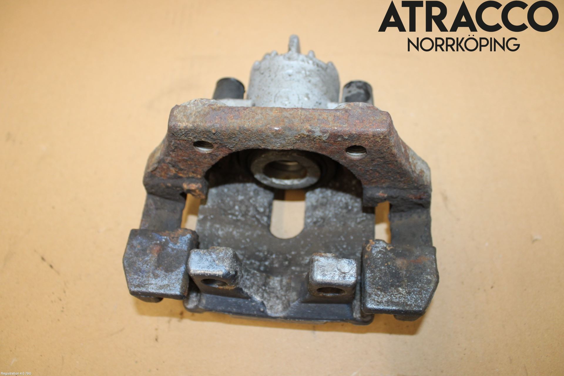 BMW 5 E60/61 Sed/Tou 02-10 Bromsok Bak Höger