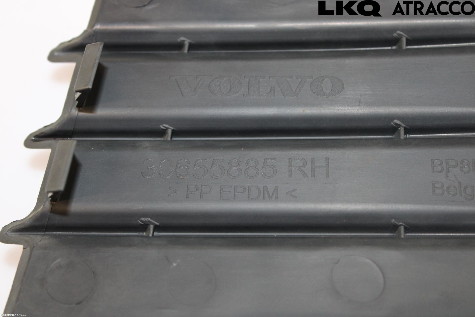 Volvo V50 04-07 Dimljussarg Fram