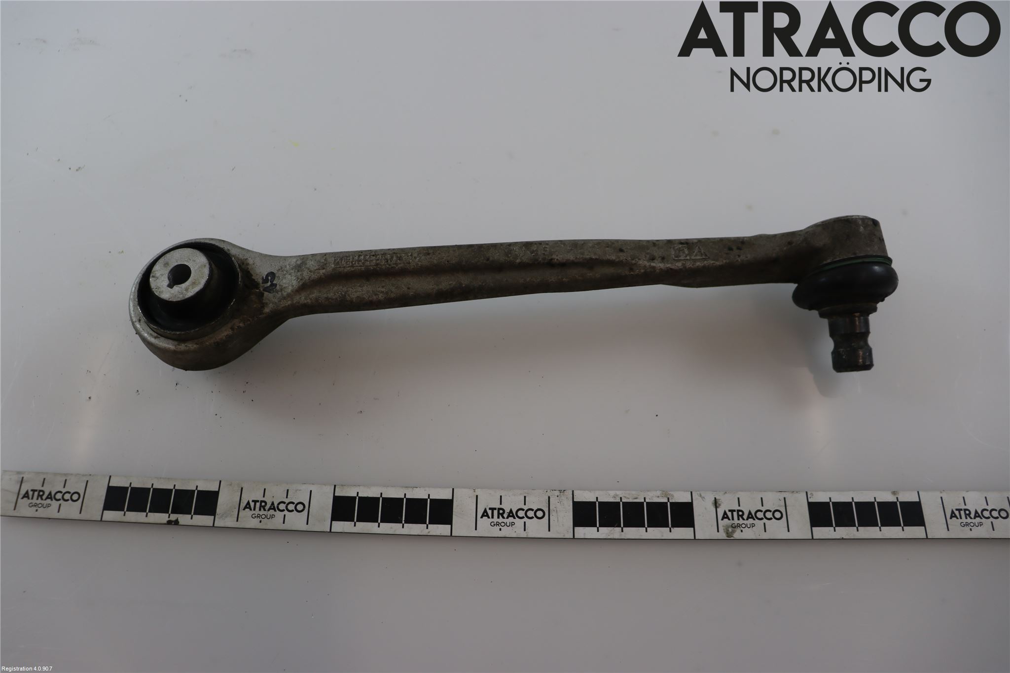 Audi A6 F2/C8 19- Bärarm Fram Övre Vä