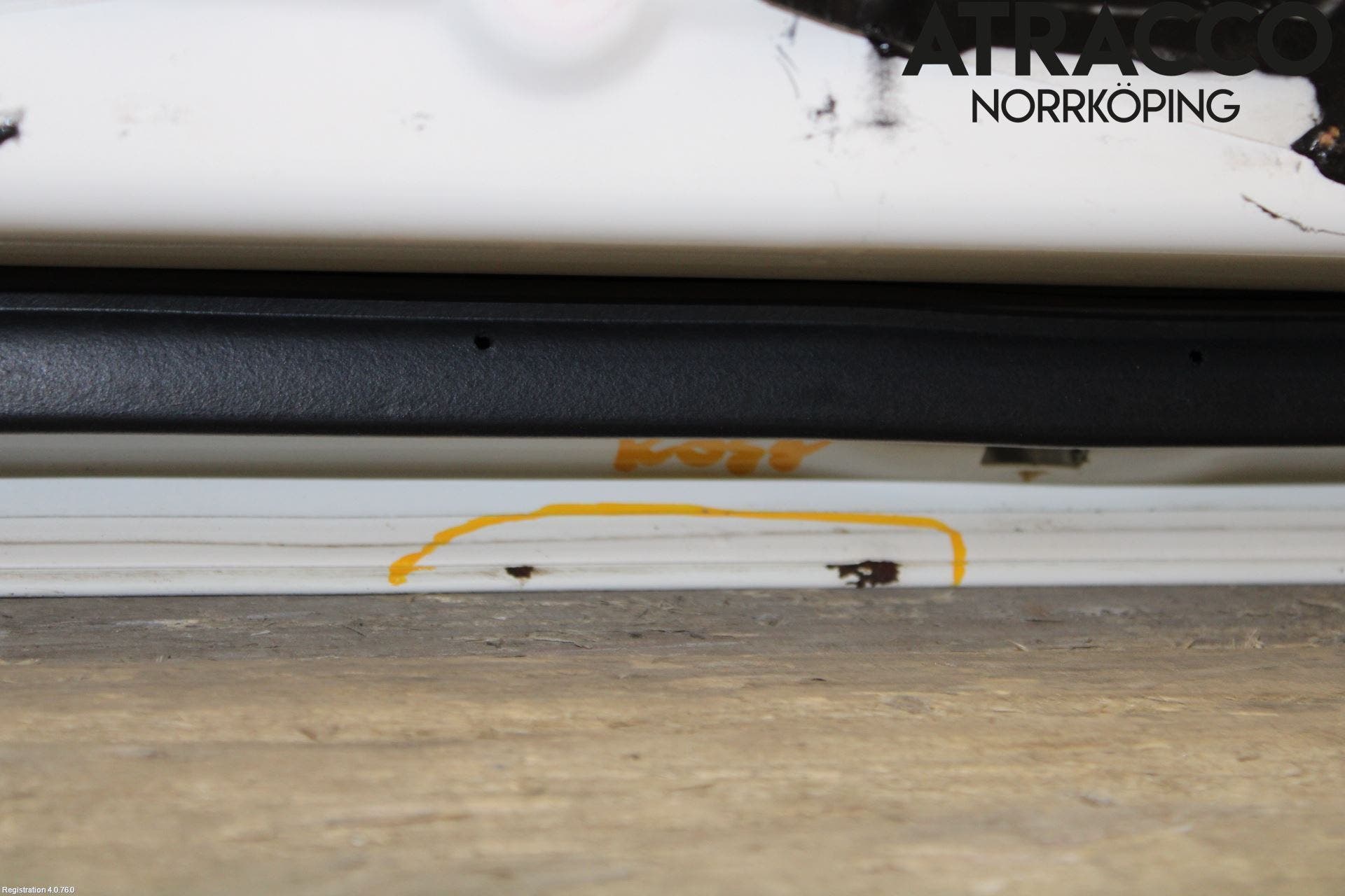 Mazda 323 95-98 Dörr 2D Höger