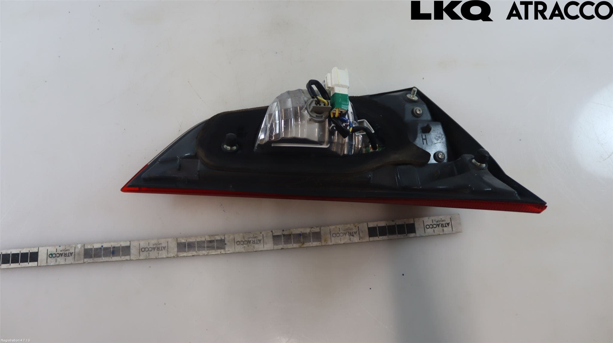 Toyota AURIS 13-19 Bakljus Lucka Hö