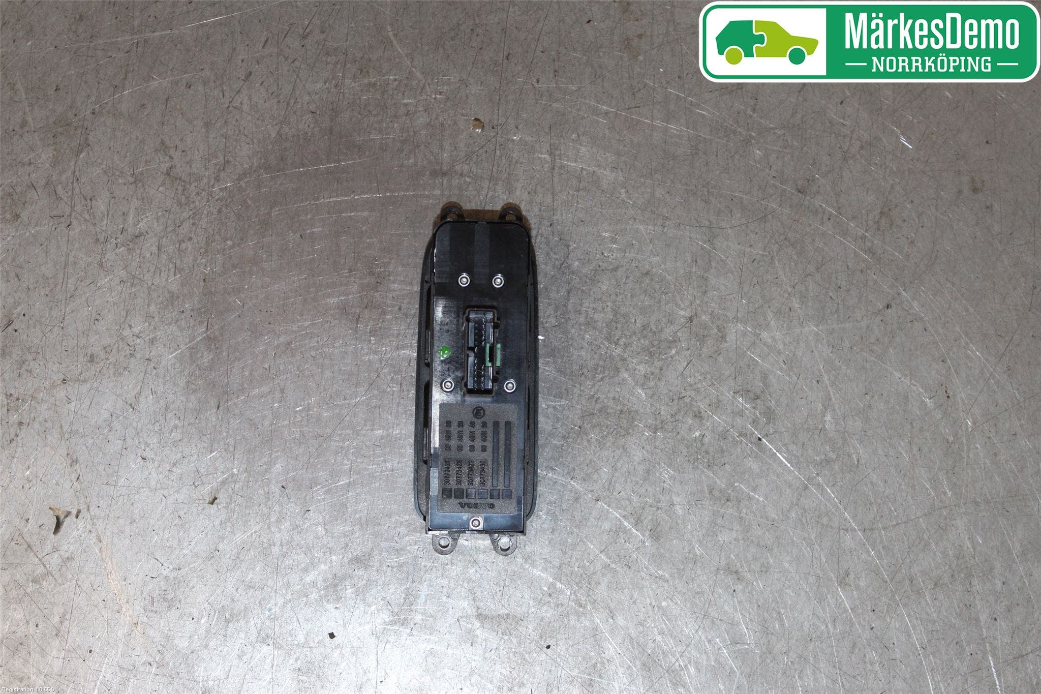 Volvo V50 04-07 Strömställare Elhiss