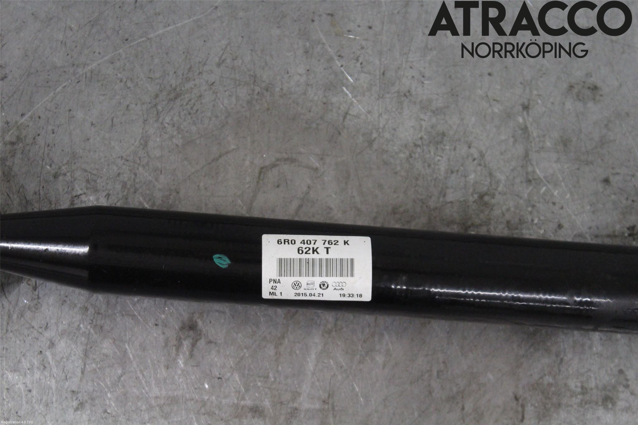 Volkswagen VW POLO 10-17 Drivaxel Fram Höger