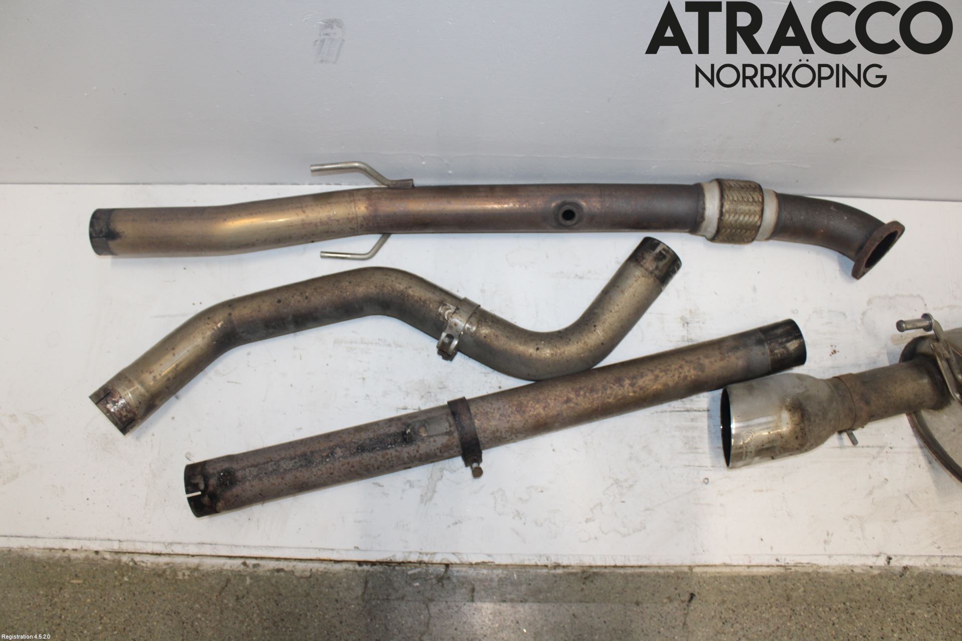 Opel CORSA E 15-19 Avgas Halvsats