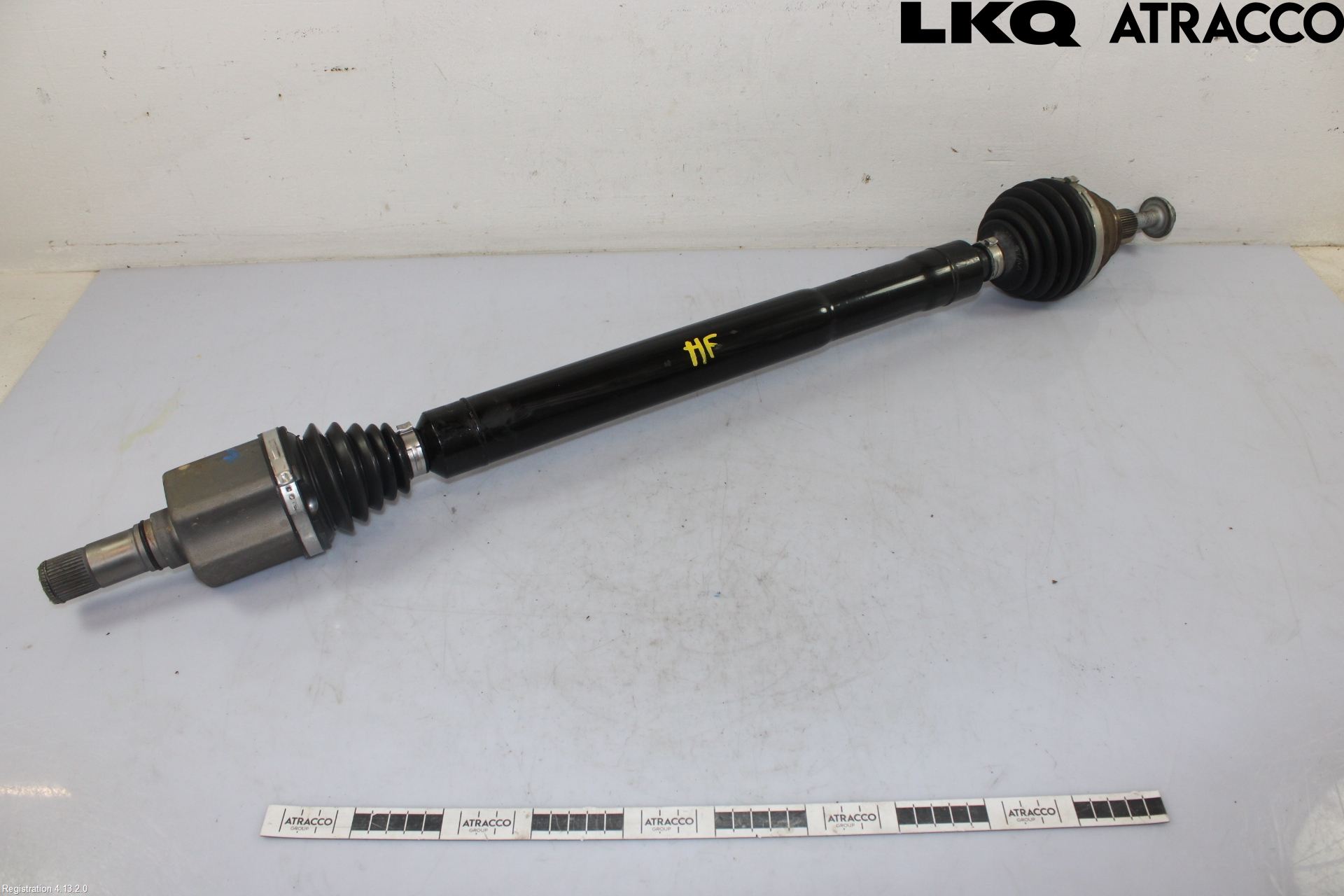 Volkswagen VW PASSAT 24- Drivaxel Fram Höger