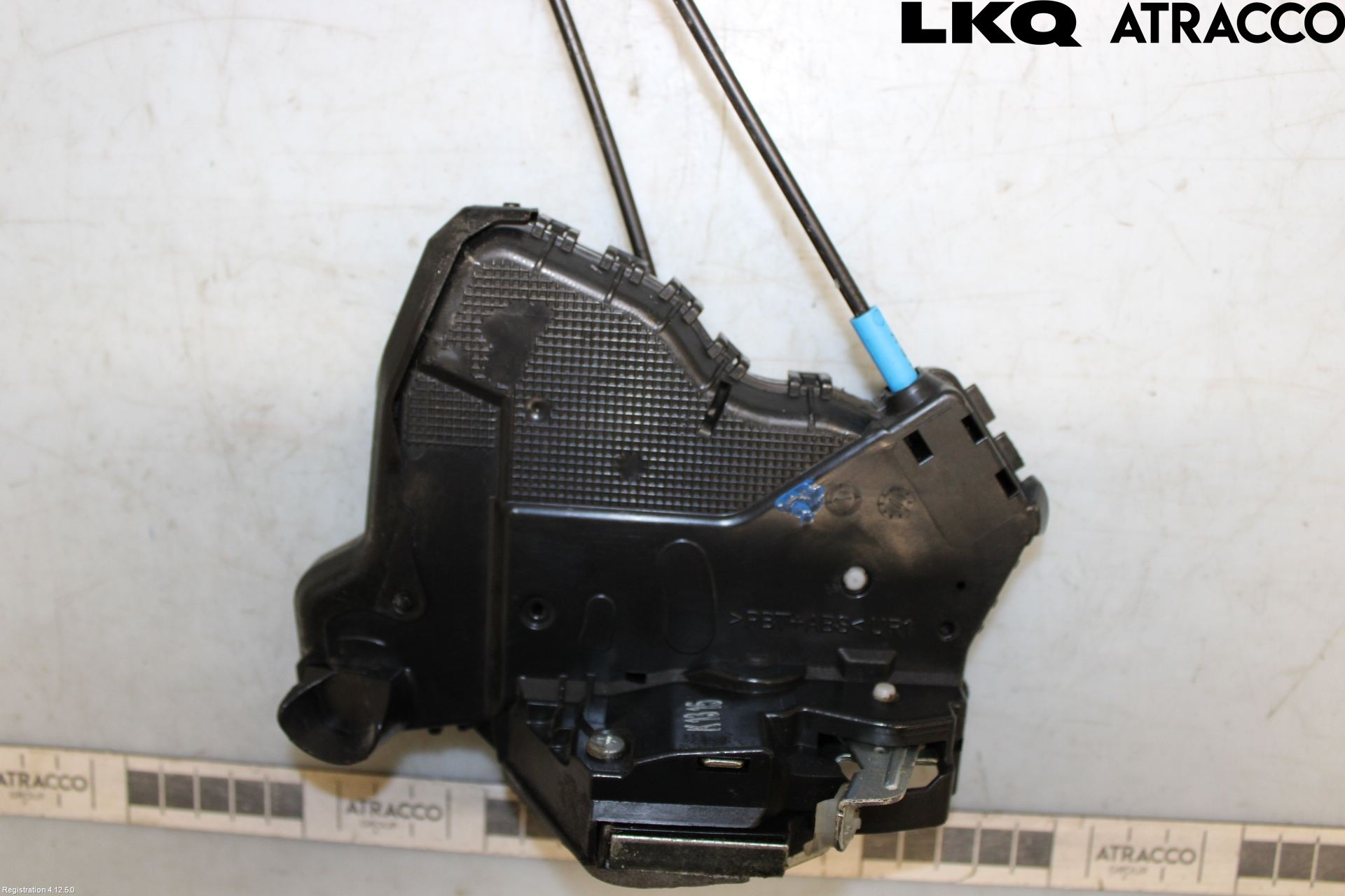 Toyota AURIS 13-19 Låskista-Dörrlås