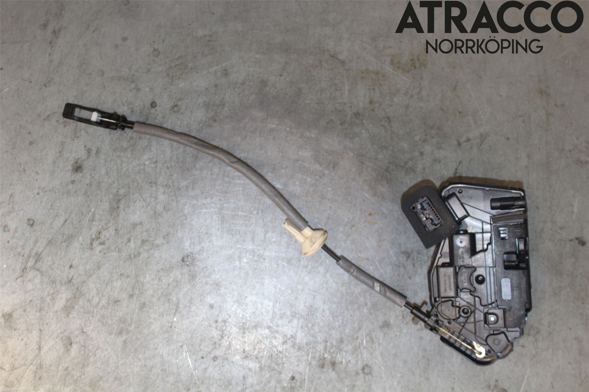 Volkswagen VW GOLF / E-GOLF VII 13-20 Låskista-Dörrlås