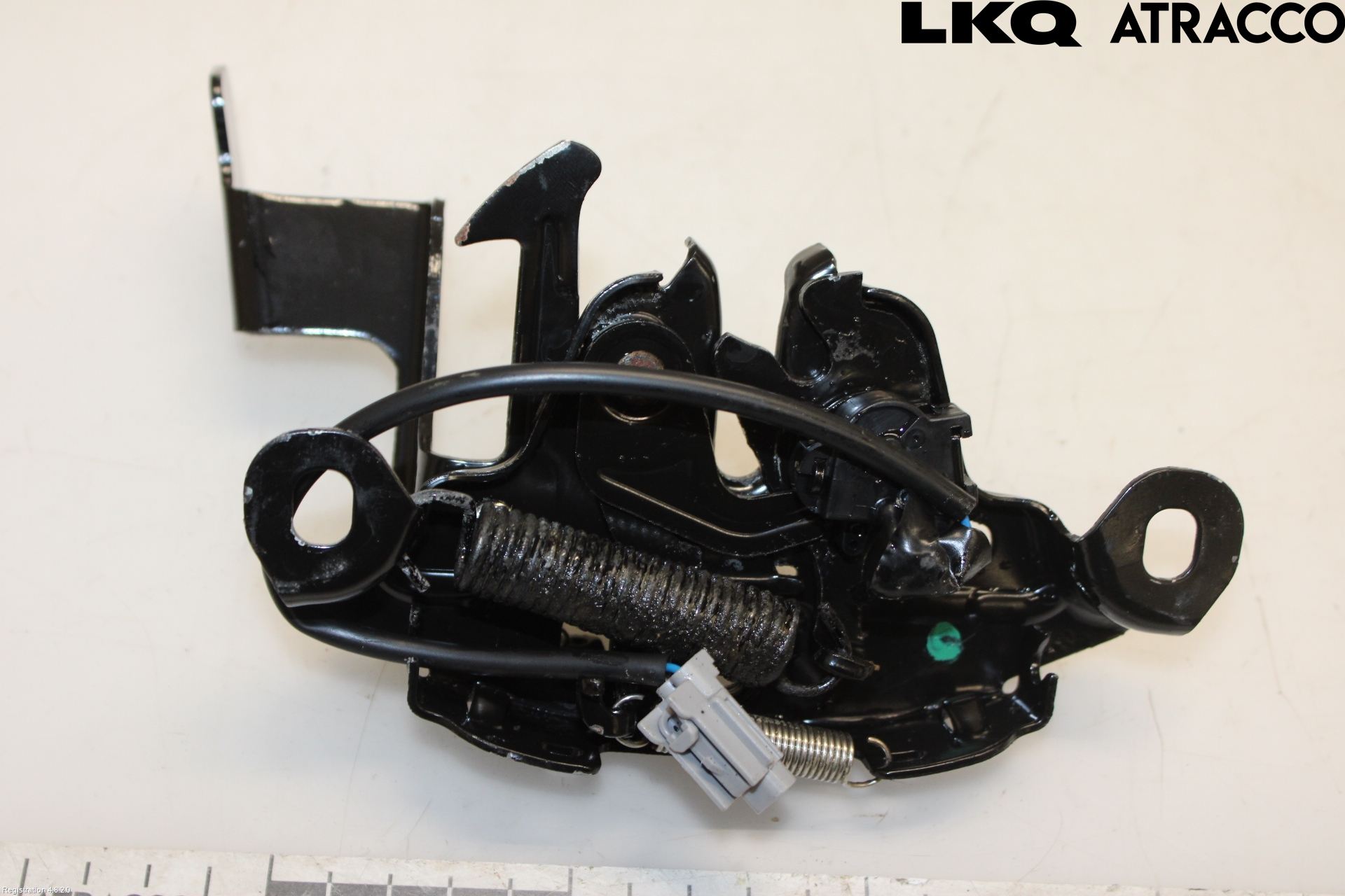 Nissan PULSAR Huvlås