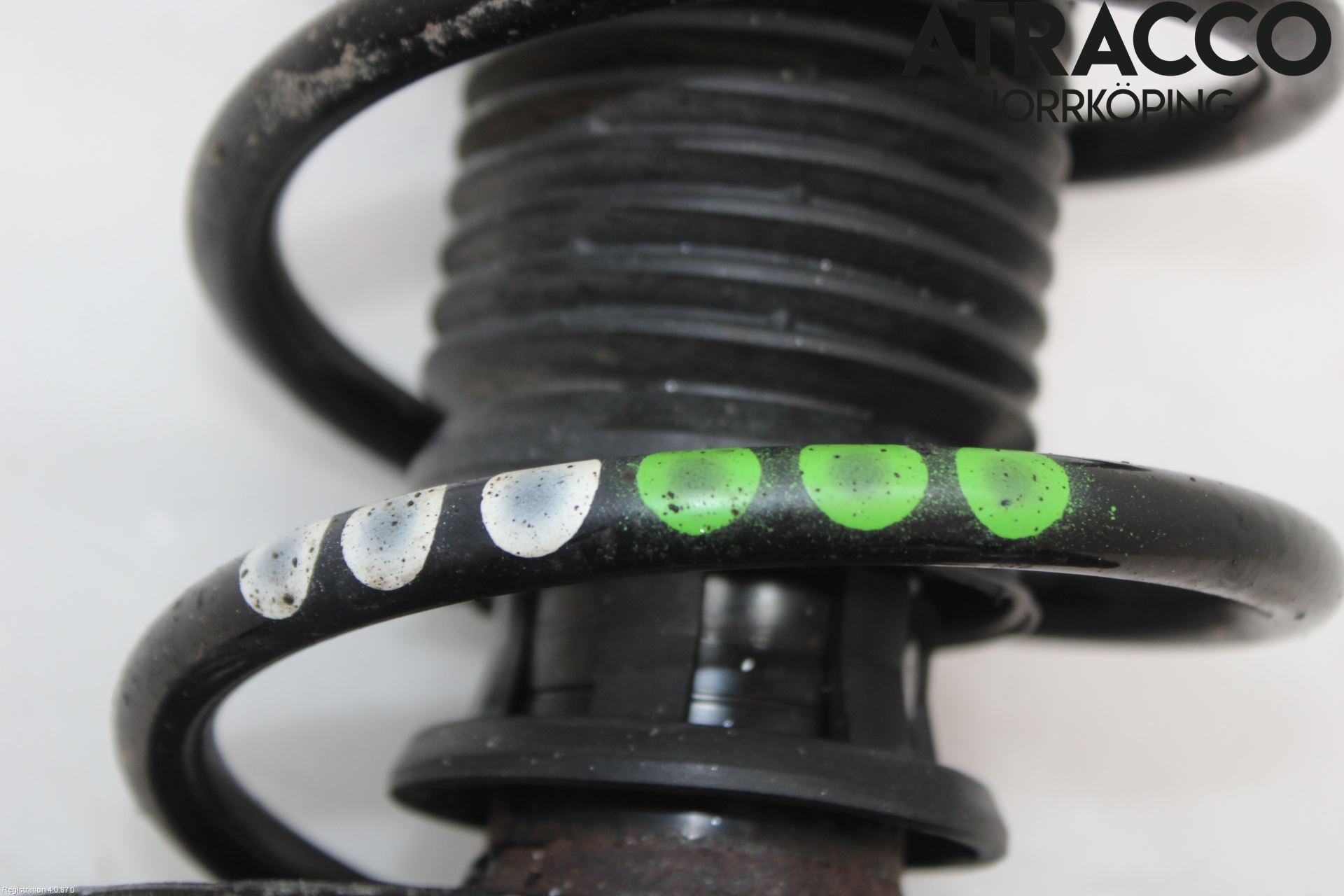 Volkswagen VW POLO 10-17 Fjäderben Fram Höger