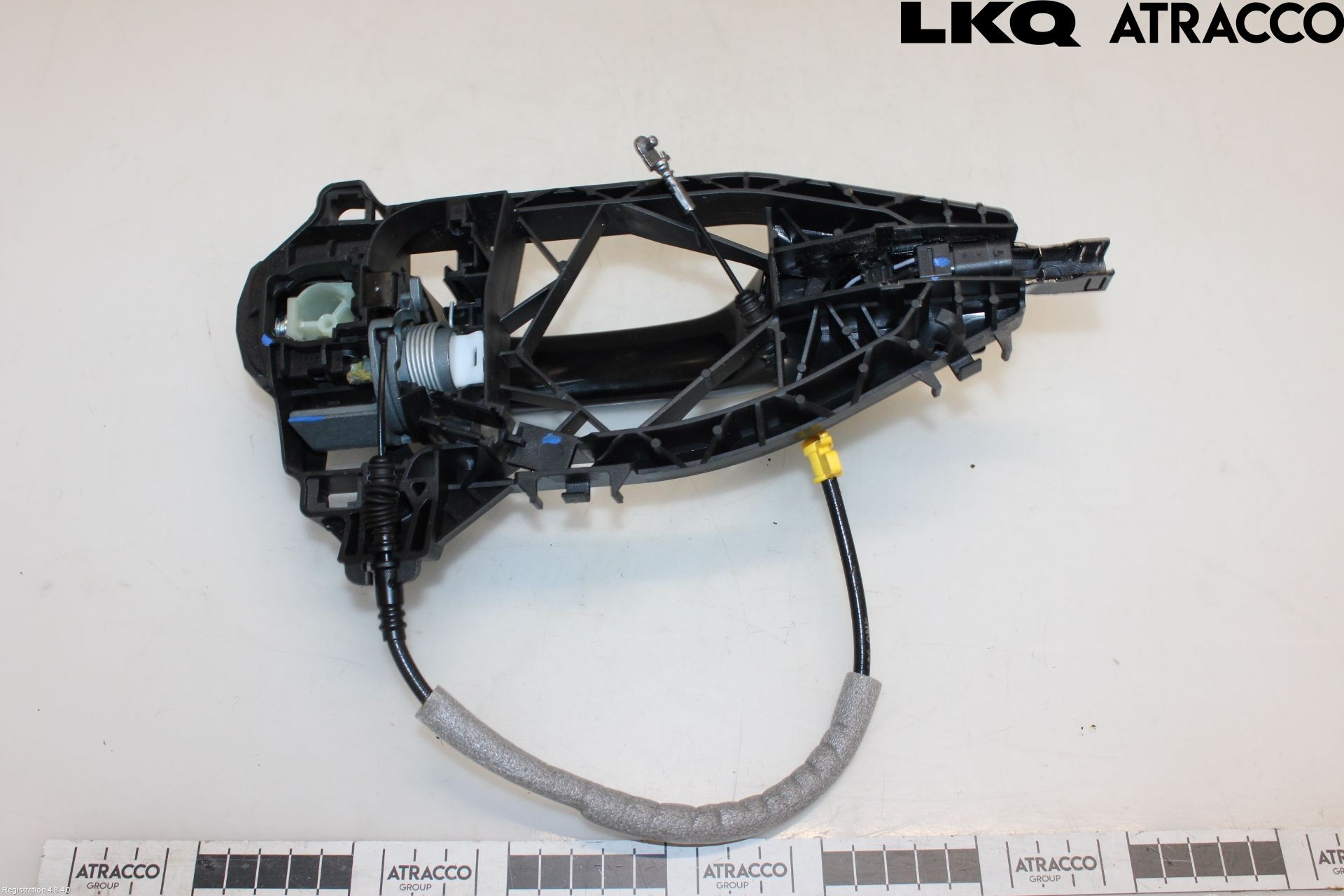 Audi A6 F2/C8 19- Dörrhandtag Yttre Vä