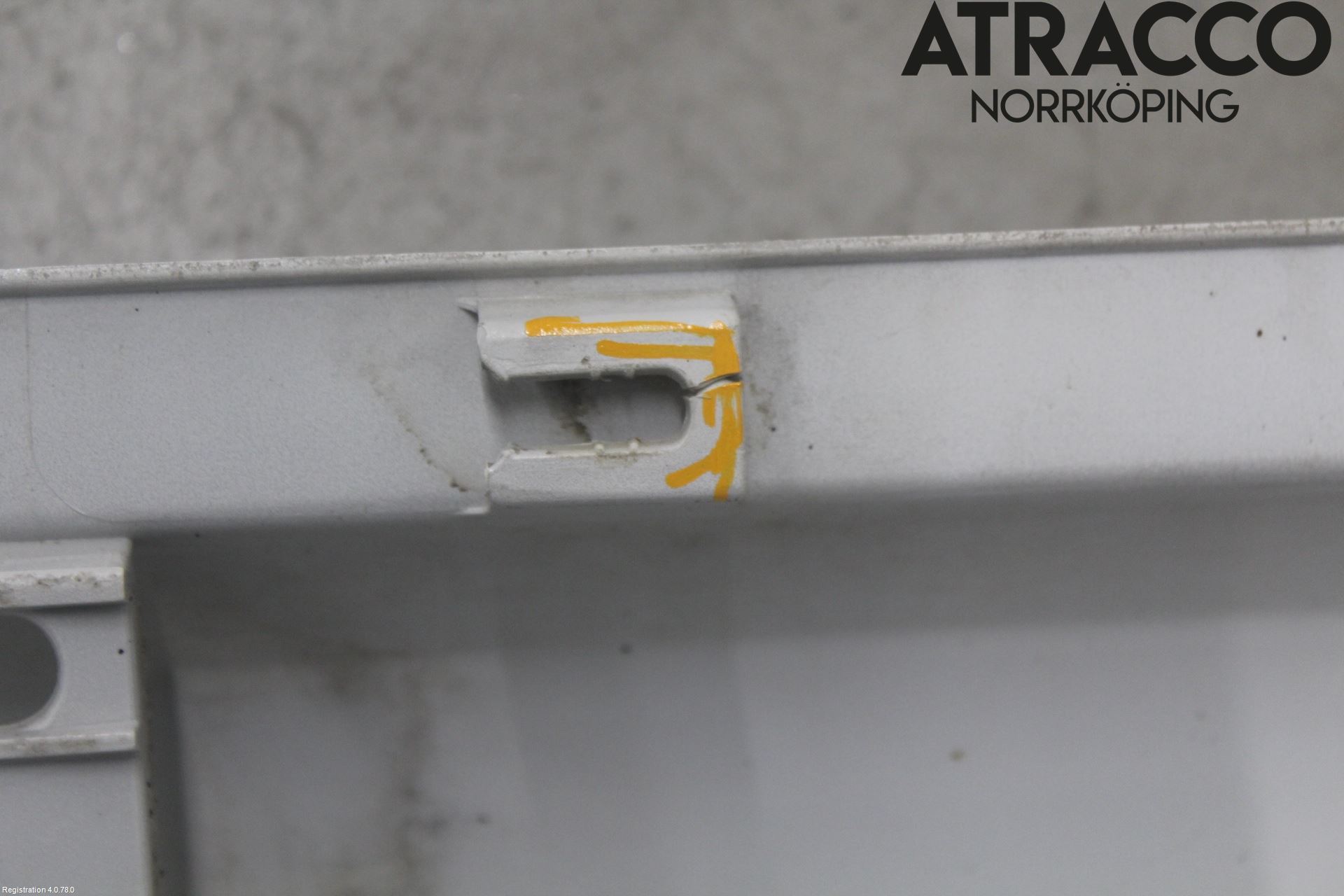 BMW X3 E83     03-10 Sidokjol Vä