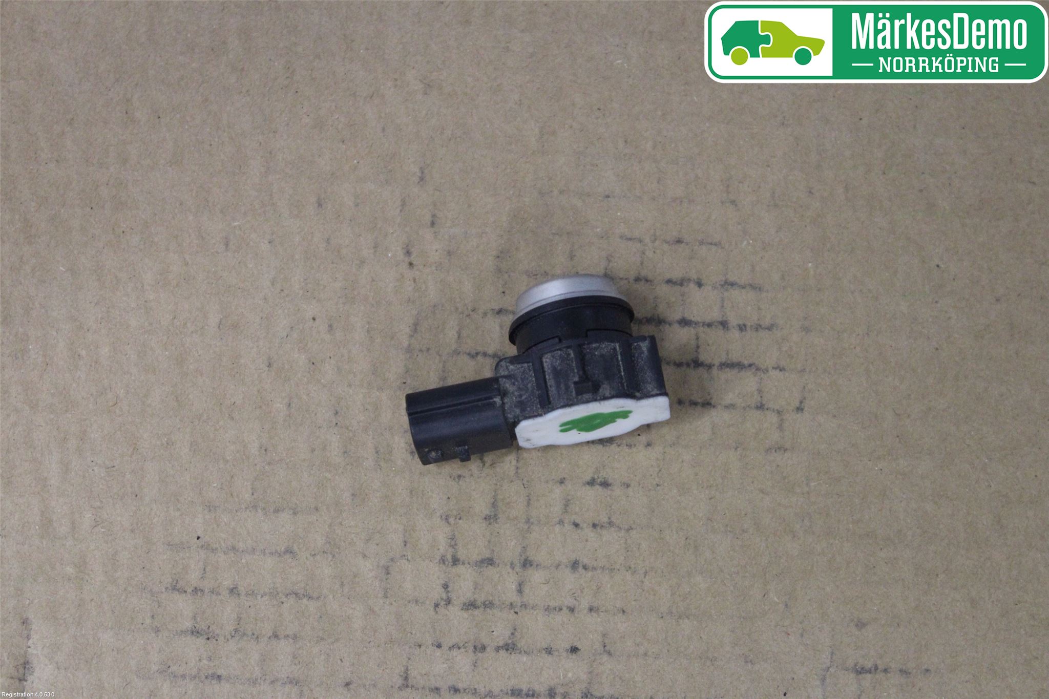 Renault CLIO IV 16-19 Parkeringshjälp Backsensor
