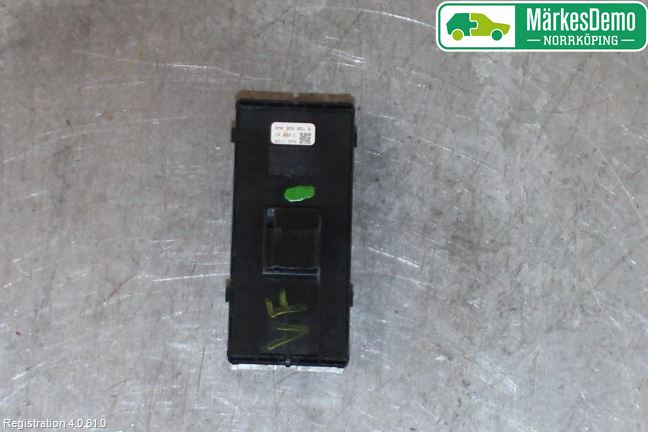 Audi A4/S4 B9 20- Strömställare Elhiss