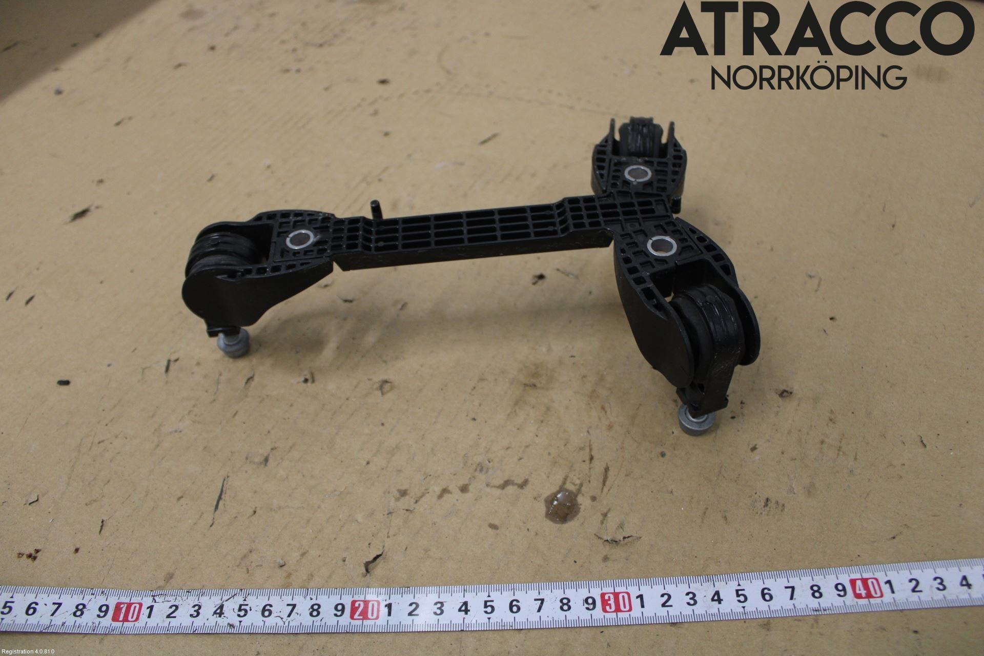 CUPRA BORN 22- Ac Kompressor-Fäste