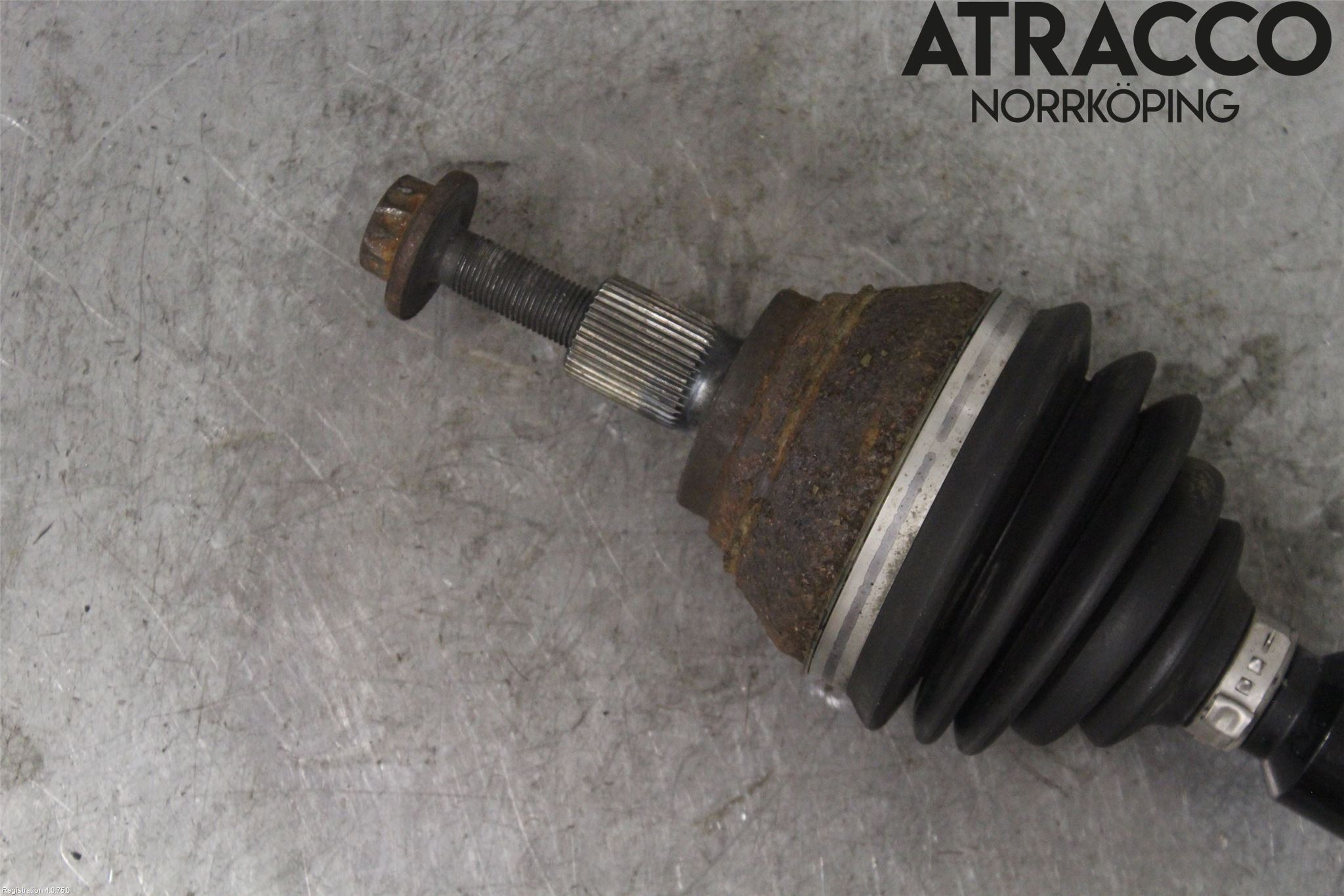 Skoda SUPERB 09-15 Drivaxel Fram Höger
