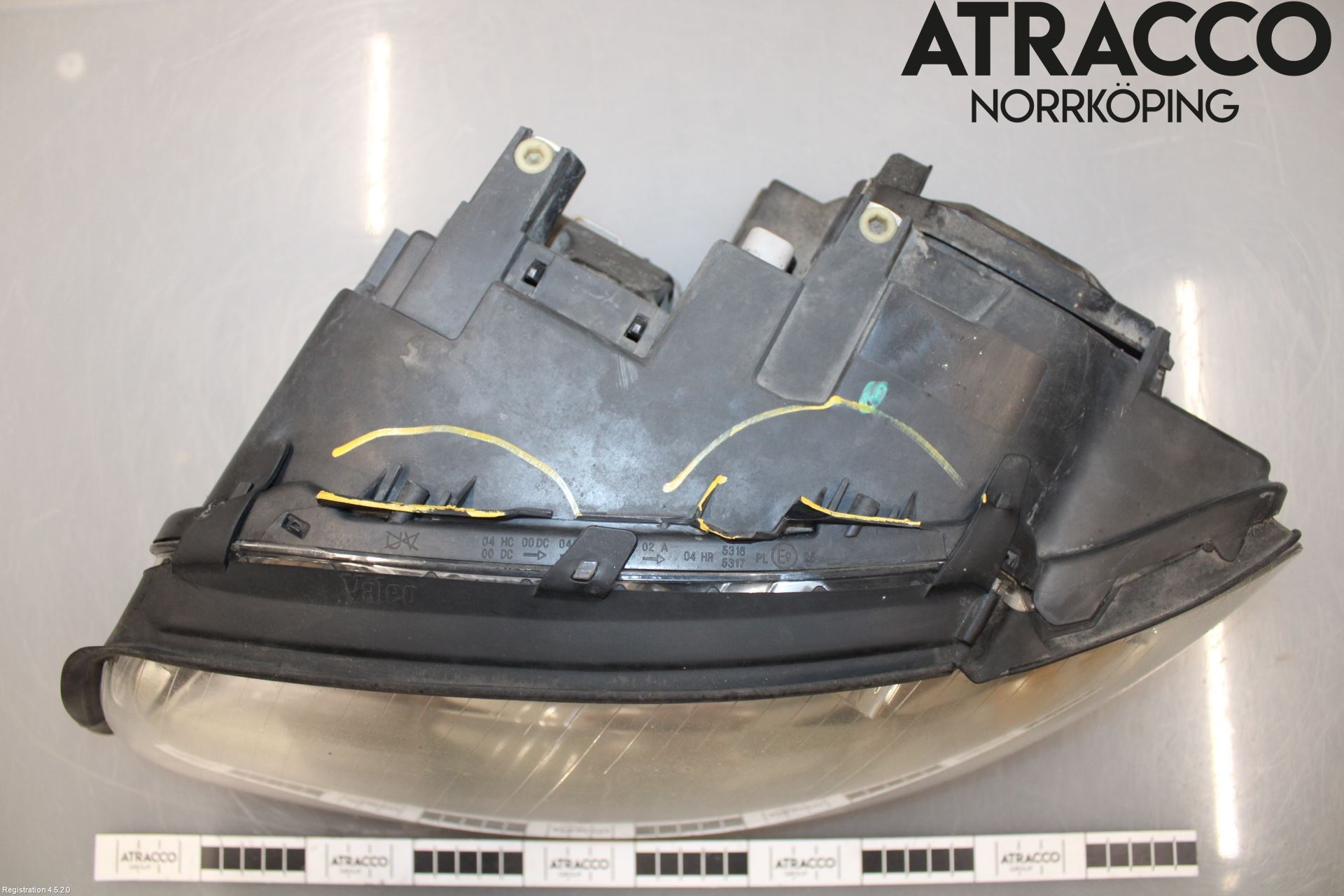 Audi A4/S4 01-05 Strålkastare Vänster