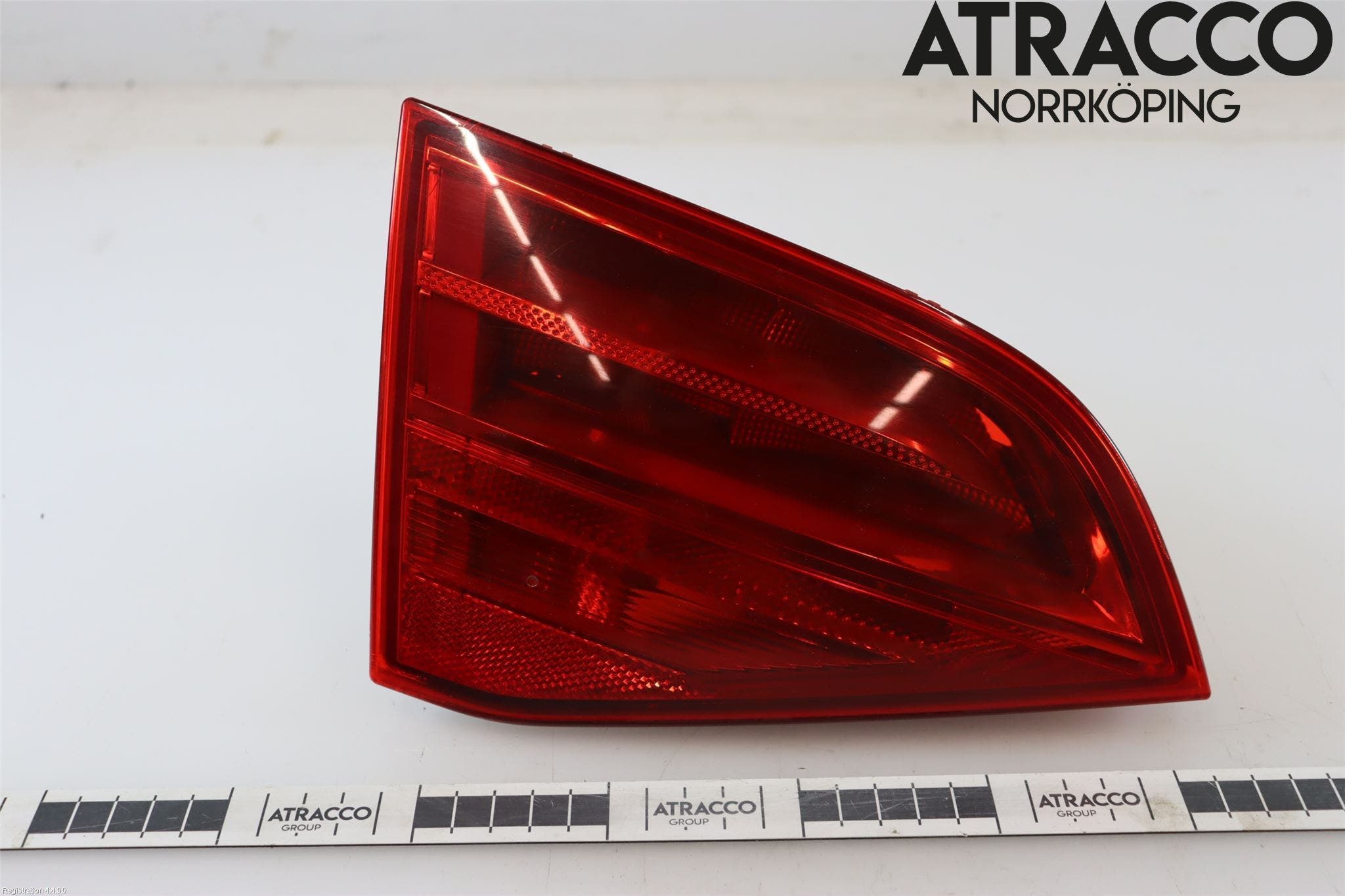 Audi A4/S4 08-11 Bakljus Lucka Vä