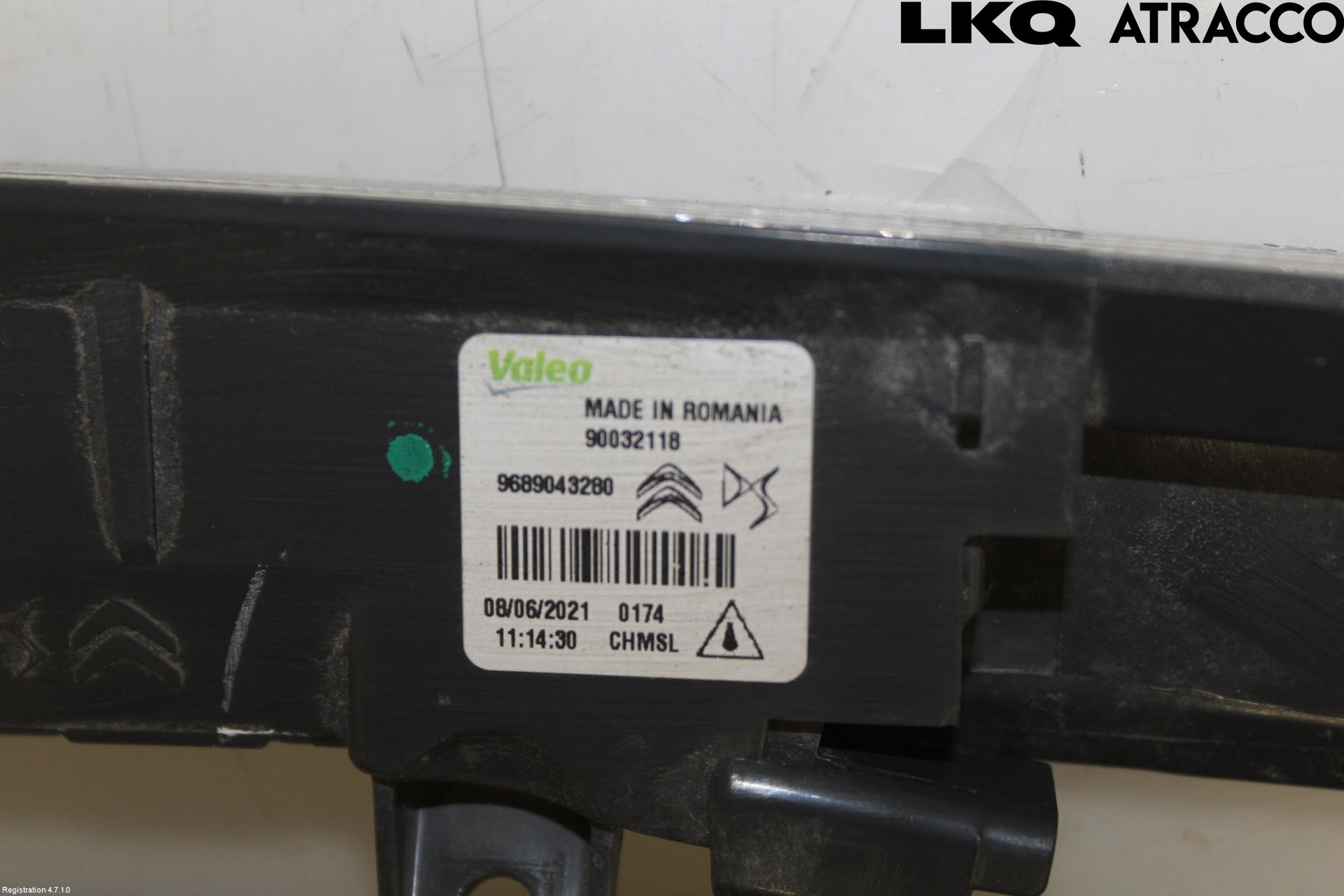 Opel CORSA F, CORSA-E 20- Bromsljus Bakruta