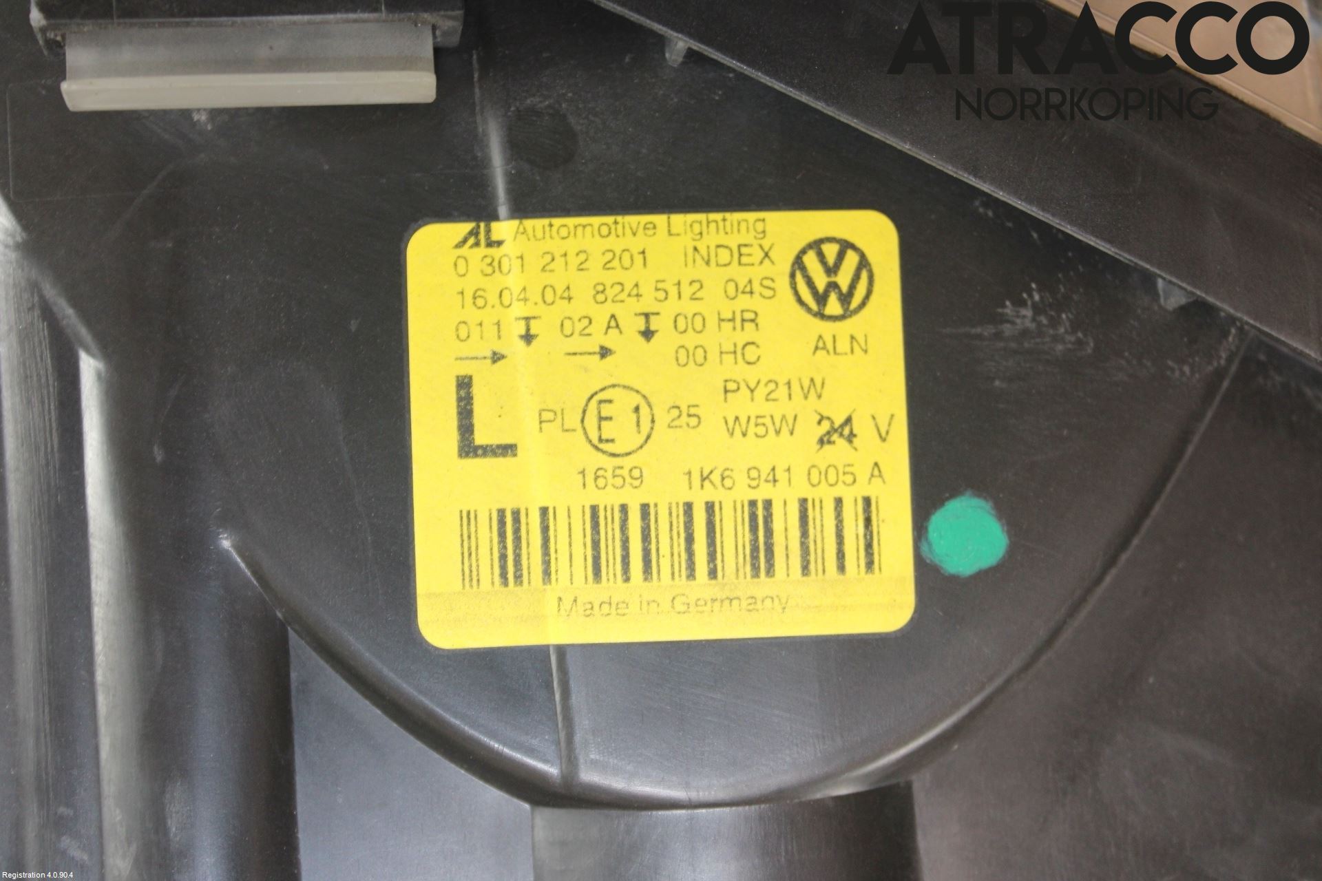 Volkswagen VW GOLF V 04-09 Strålkastare Vänster