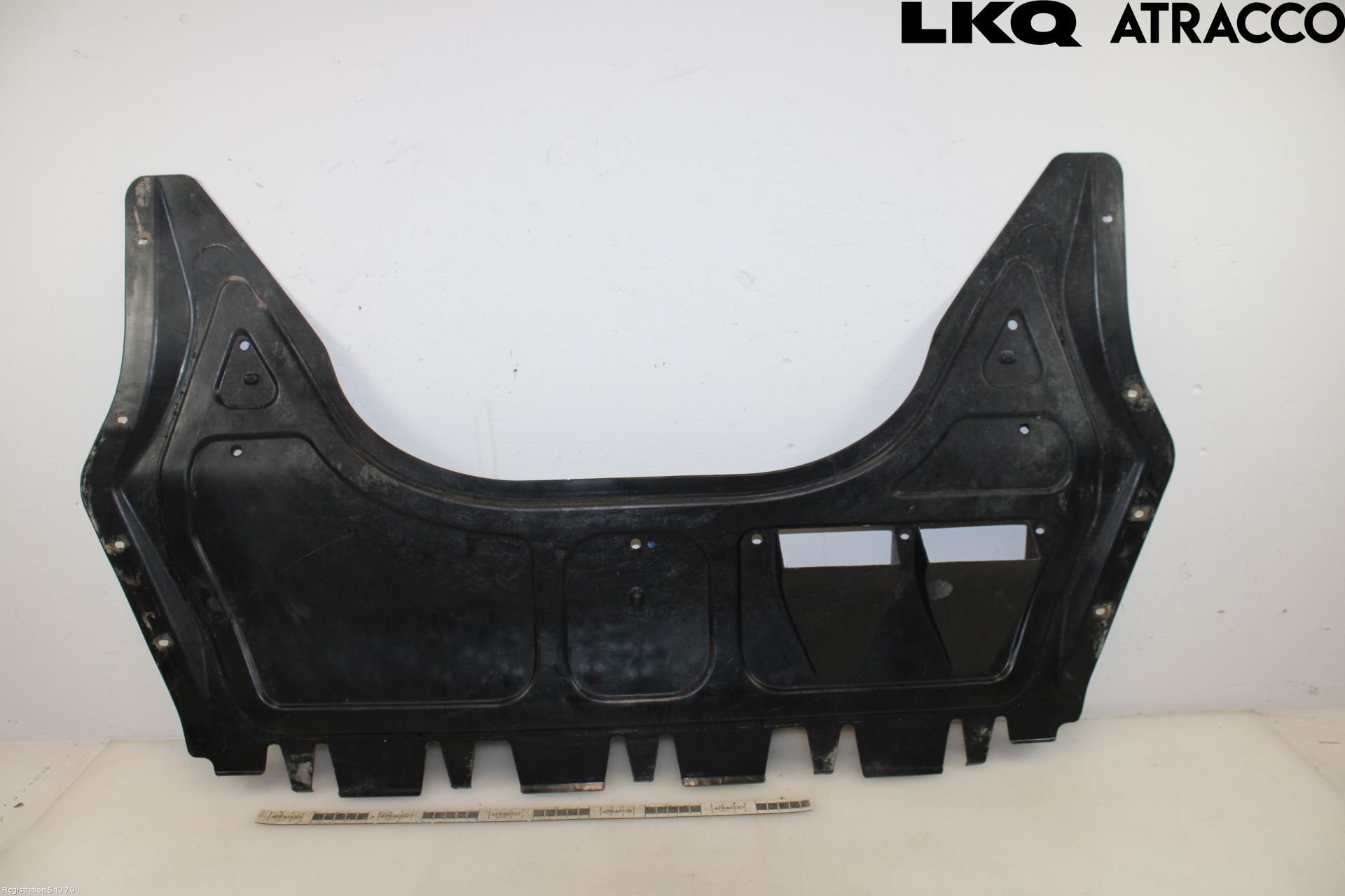 Volkswagen VW GOLF V 04-09 Hasplåt Plåt-Plast