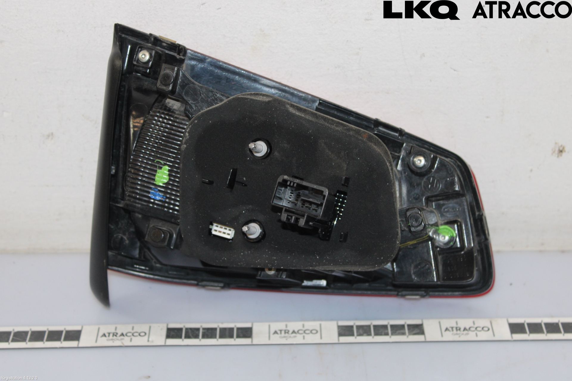 Volkswagen VW PASSAT 15-19 Bakljus Lucka Hö