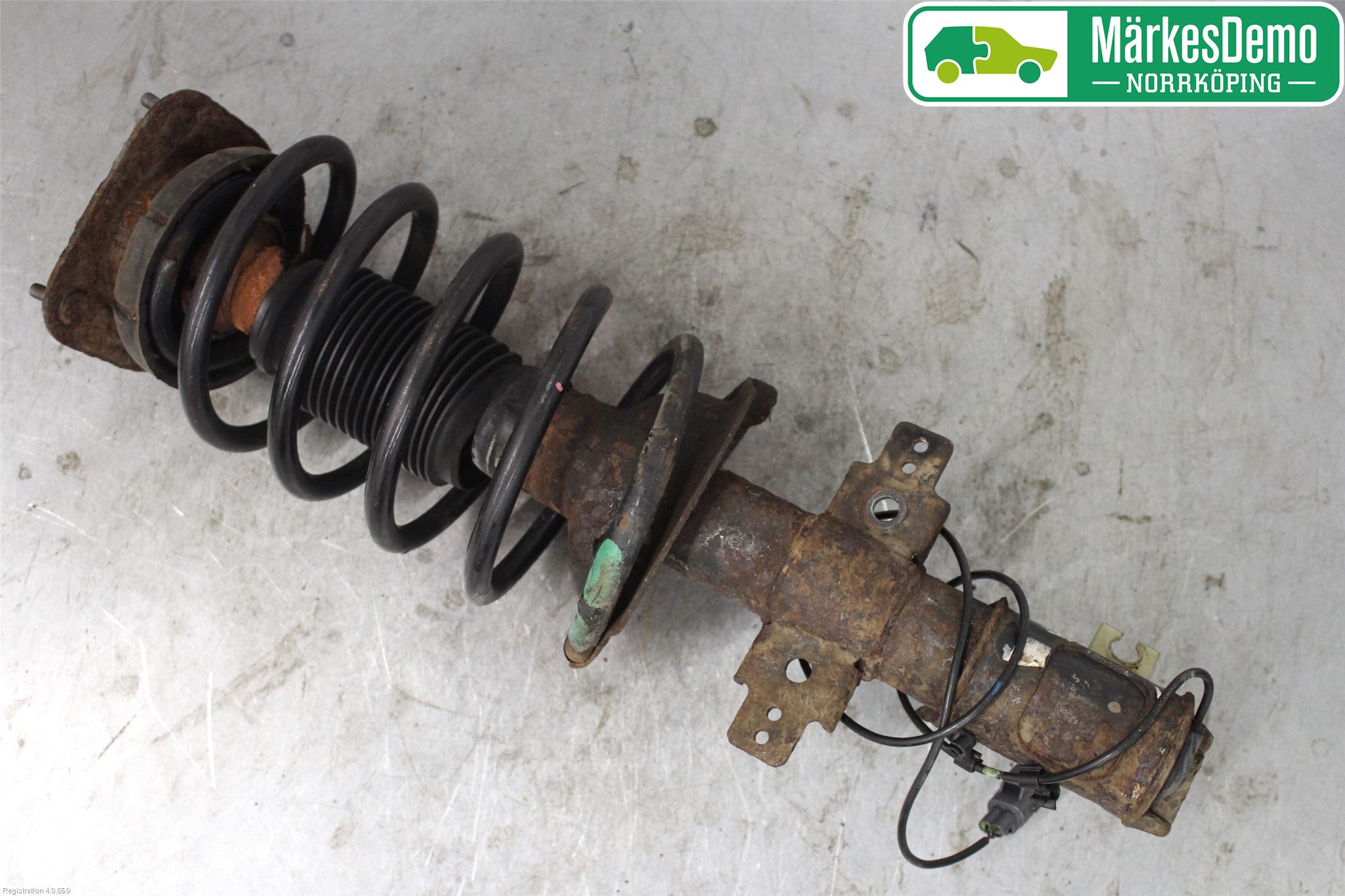 Volvo S60 01-04 Fjäderben Fram Höger