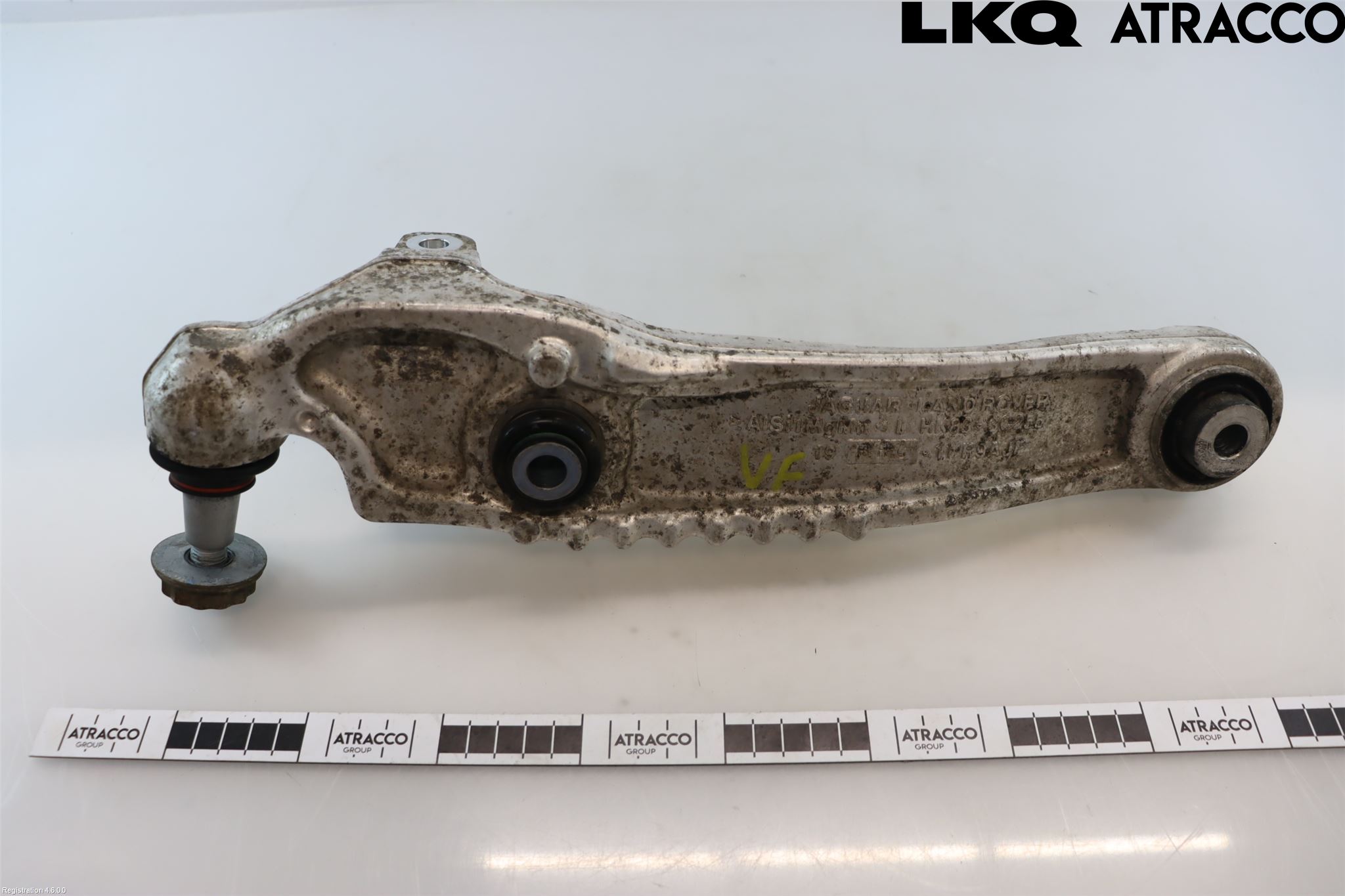 Jaguar F-PACE Bärarm Fram Undre Vä