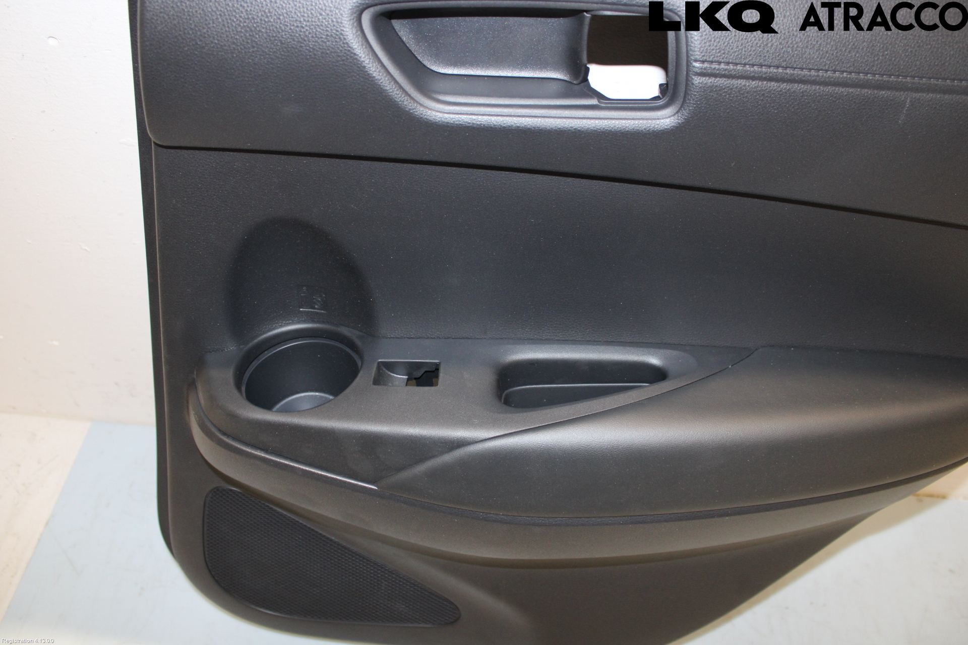 Toyota COROLLA CROSS XG10 22- Dörrklädsel Hö