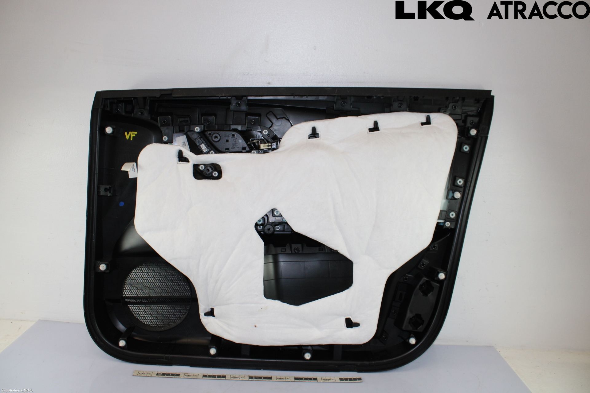 MG 4 23- Dörrklädsel Vä