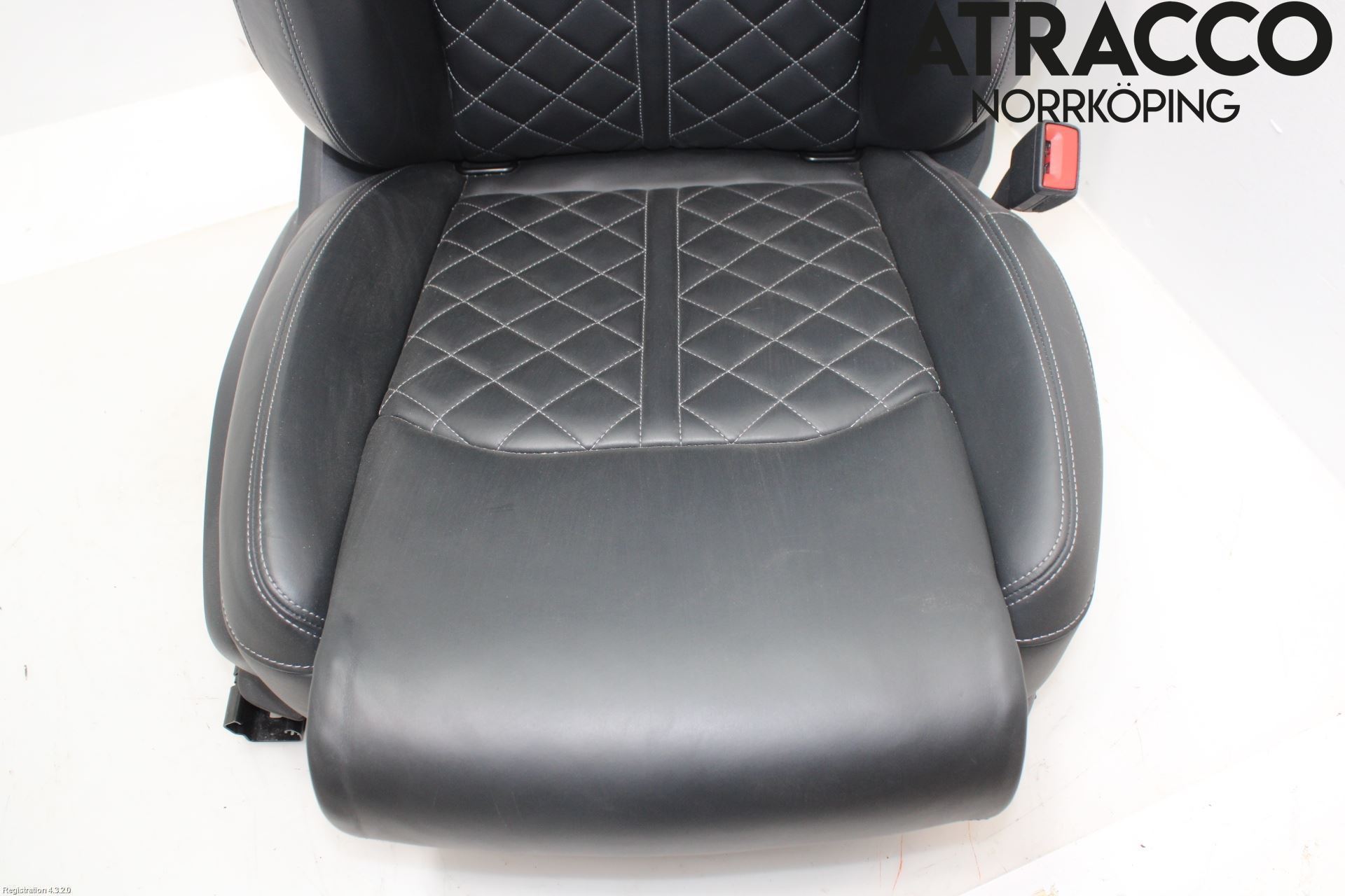 Audi Q7/SQ7 Inredning Stol Fram Vä