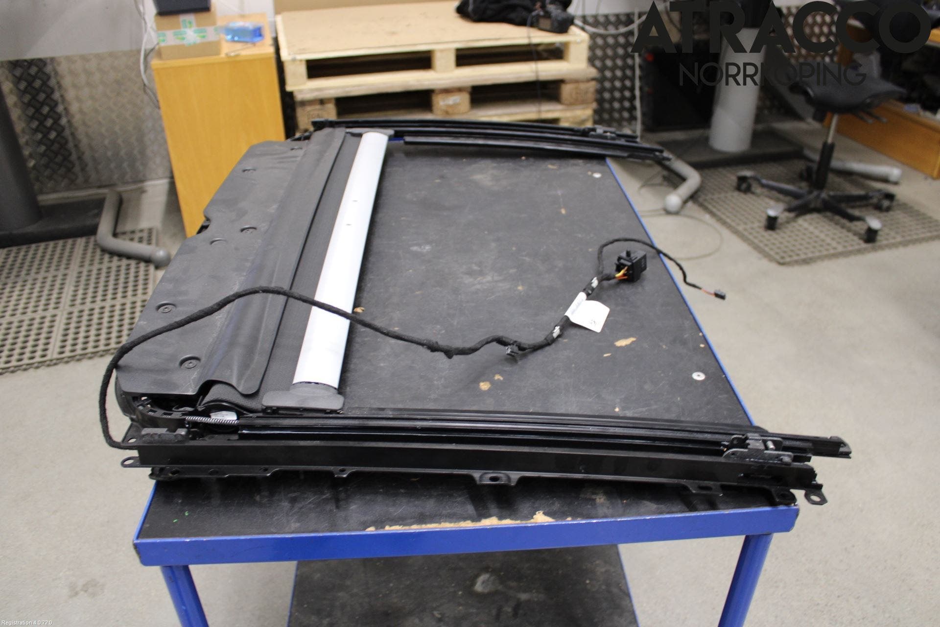 Volkswagen VW ARTEON 17- Taklucka