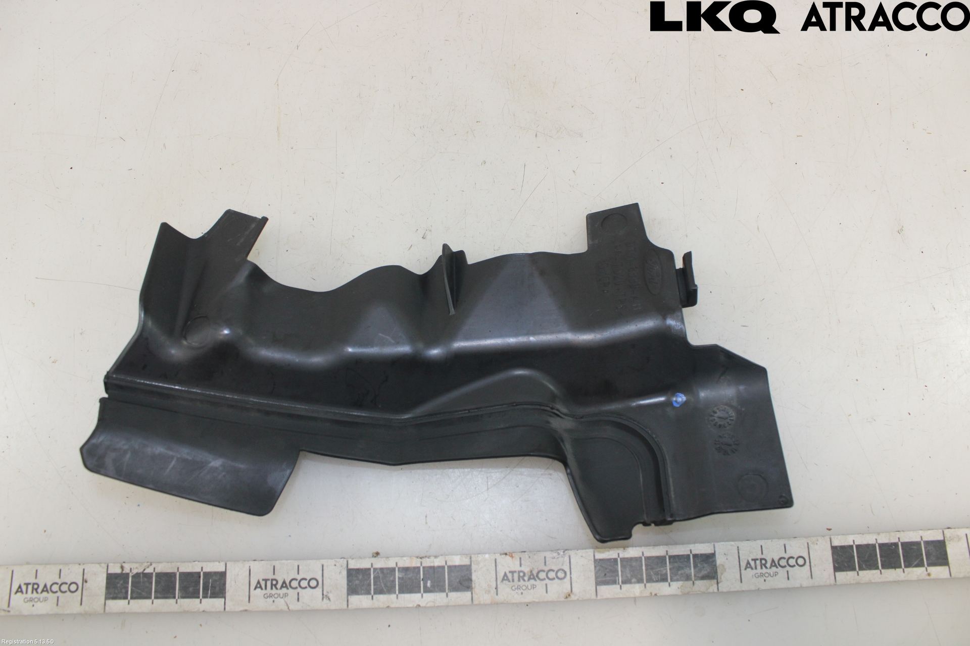 Ford TRANSIT/TOURNEO CONNECT 13-22 Deflektor Plåt-Plast Kylning
