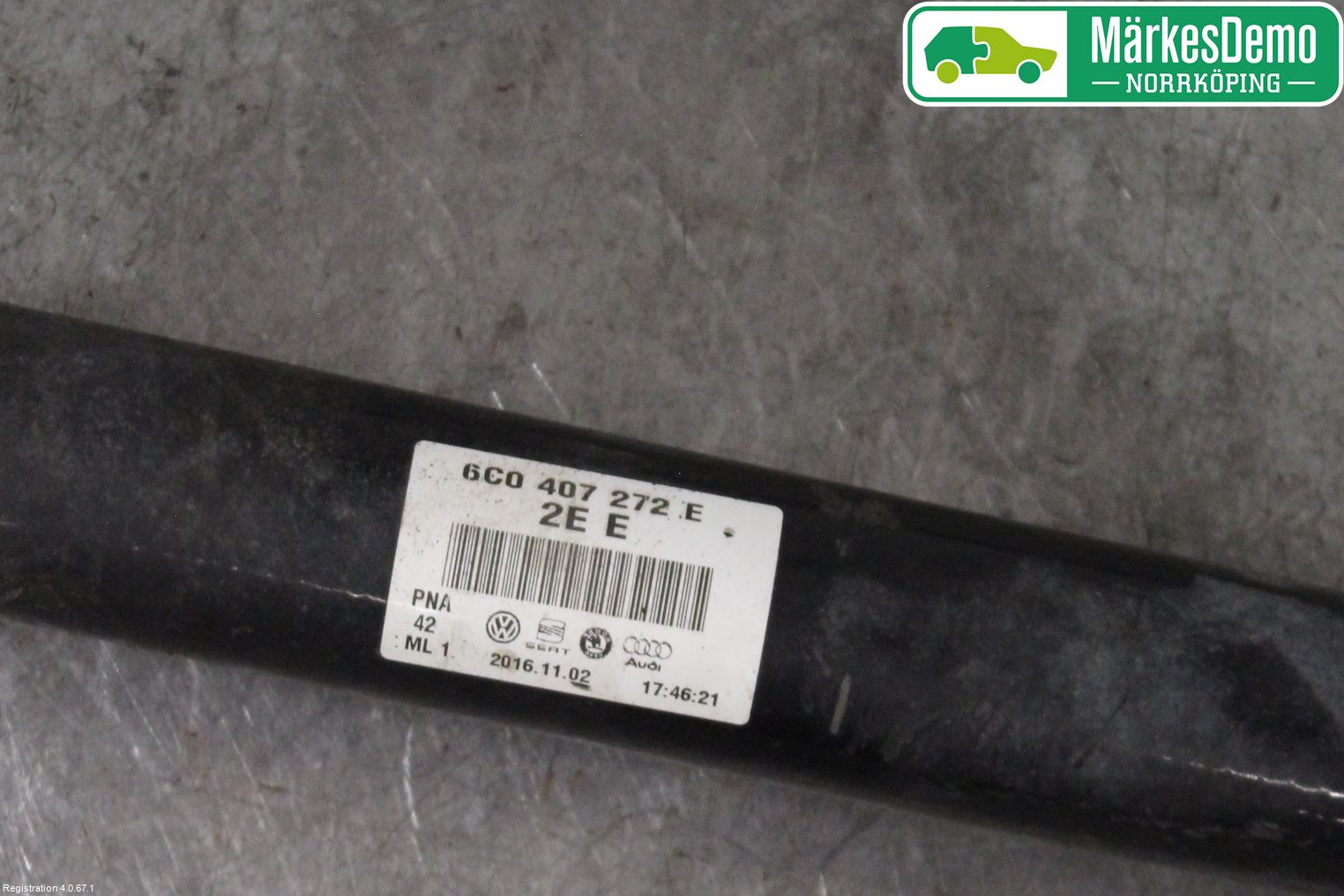 Volkswagen VW POLO 10-17 Drivaxel Fram Höger
