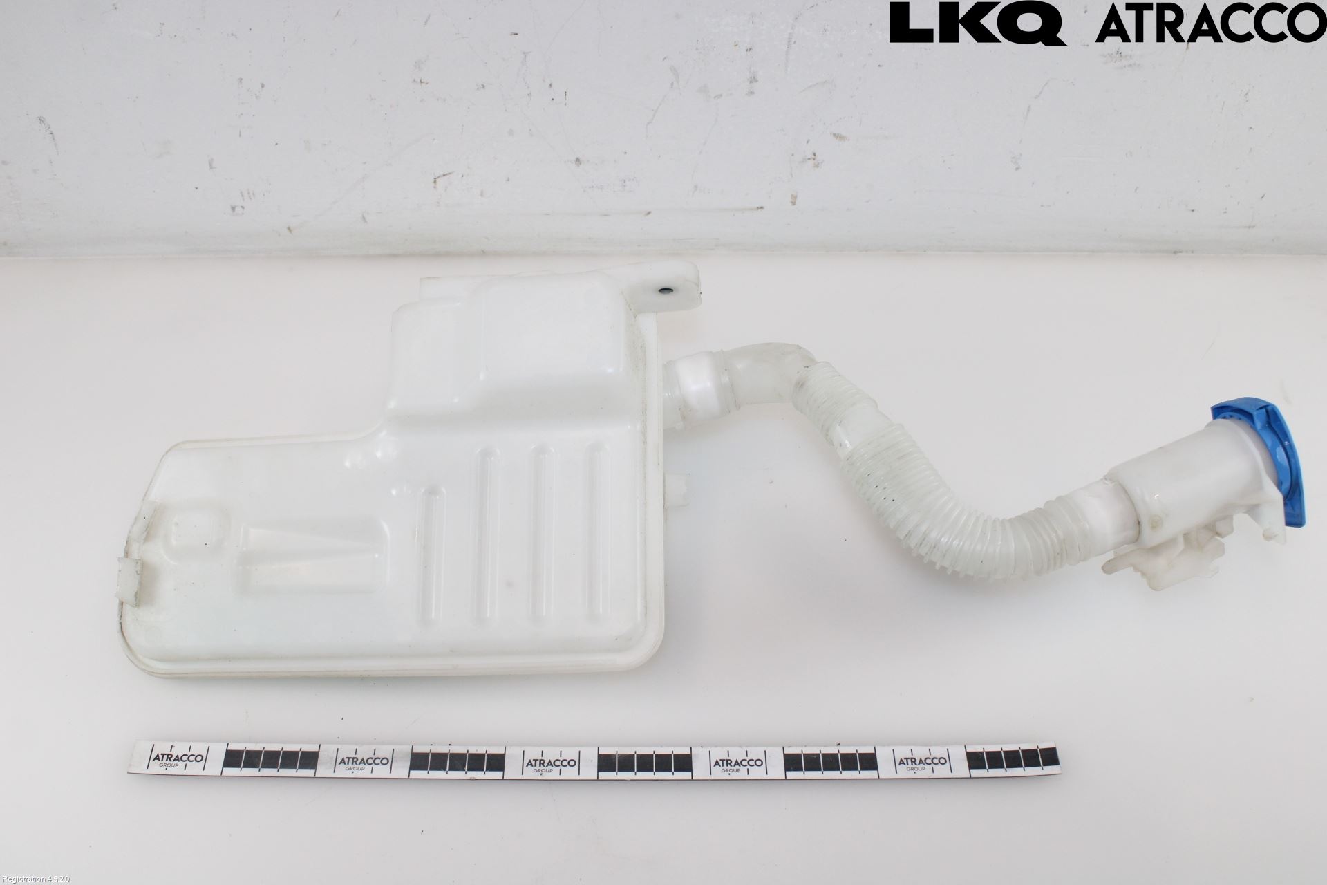 Audi Q2/SQ2 17- Spolartank Vindruta-Strål